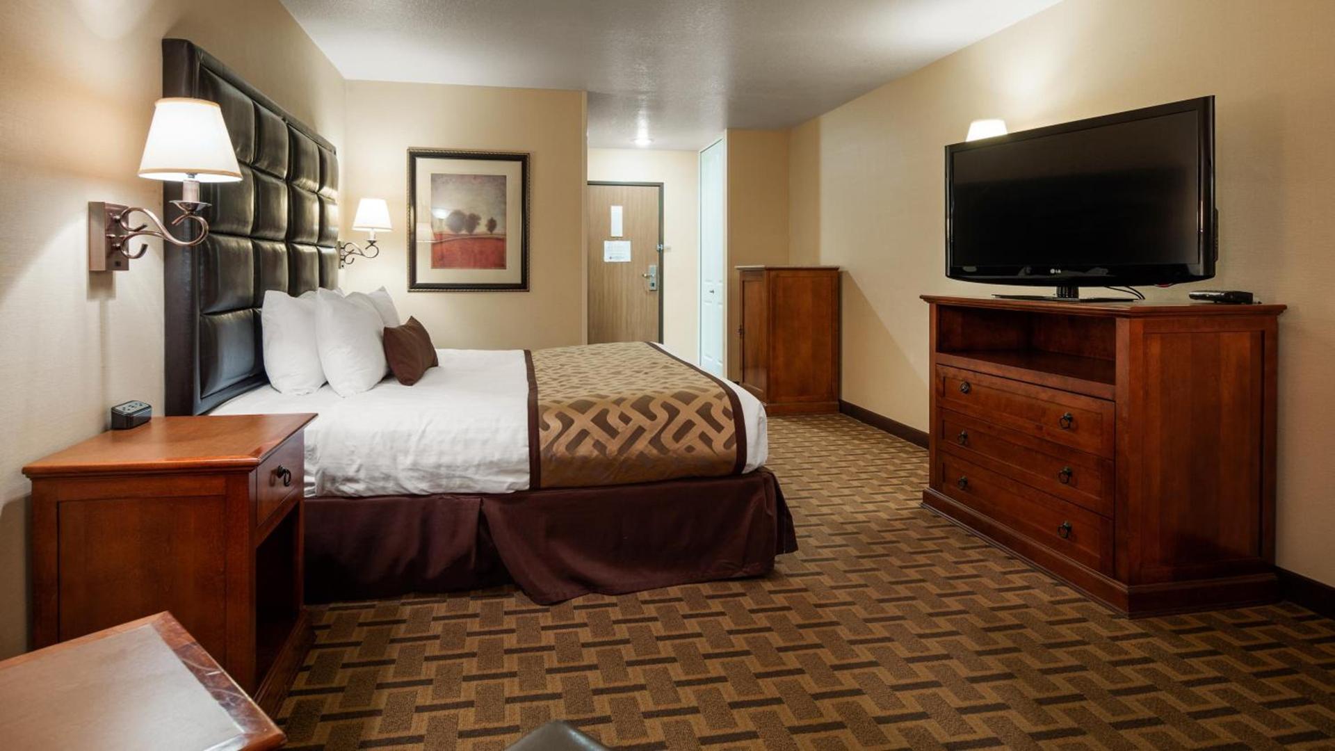 Best Western Plus Meridian photo 3