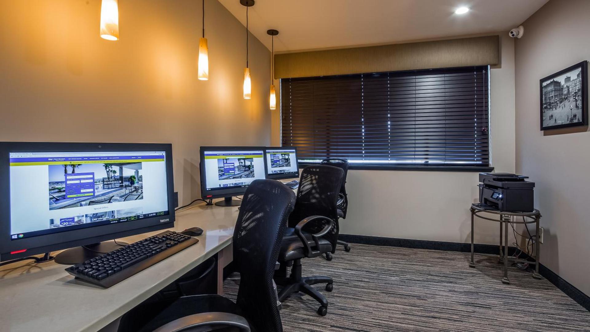 Best Western Seattle Airport Hotel photo 24