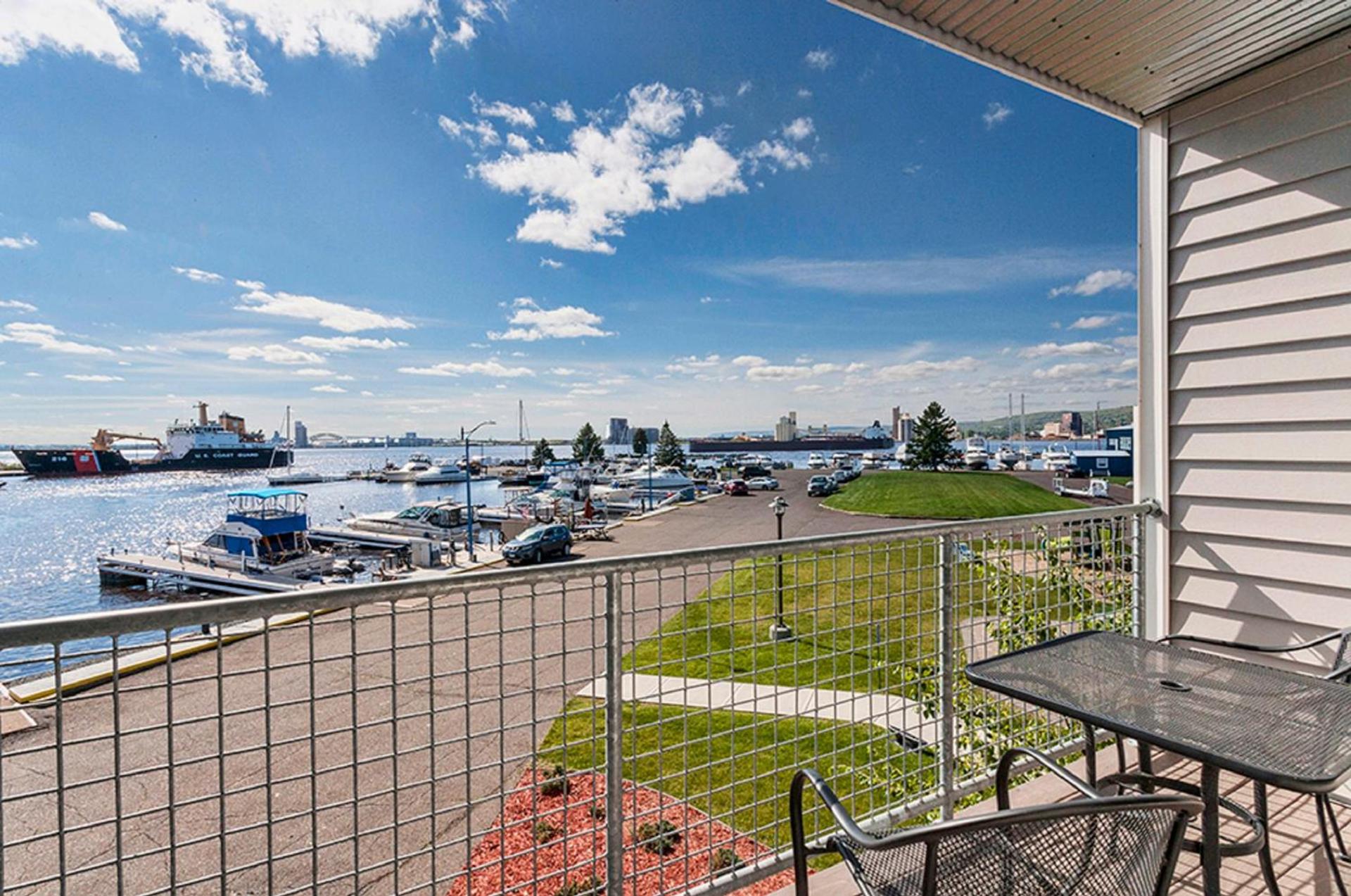 Park Point Marina Inn photo 40