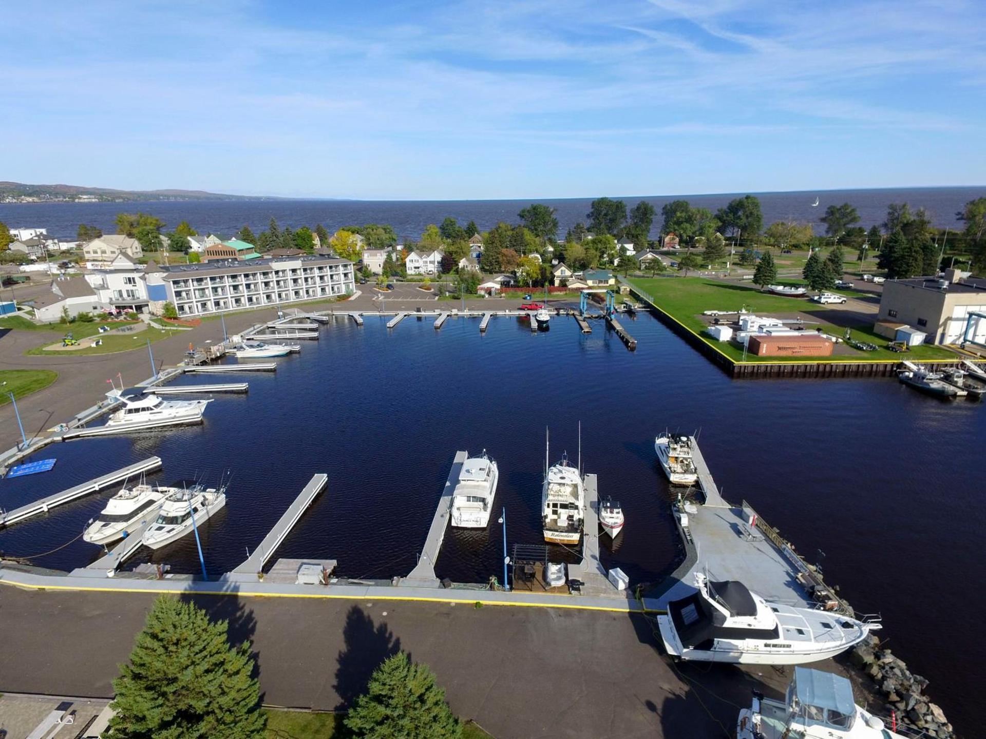 Park Point Marina Inn photo 36