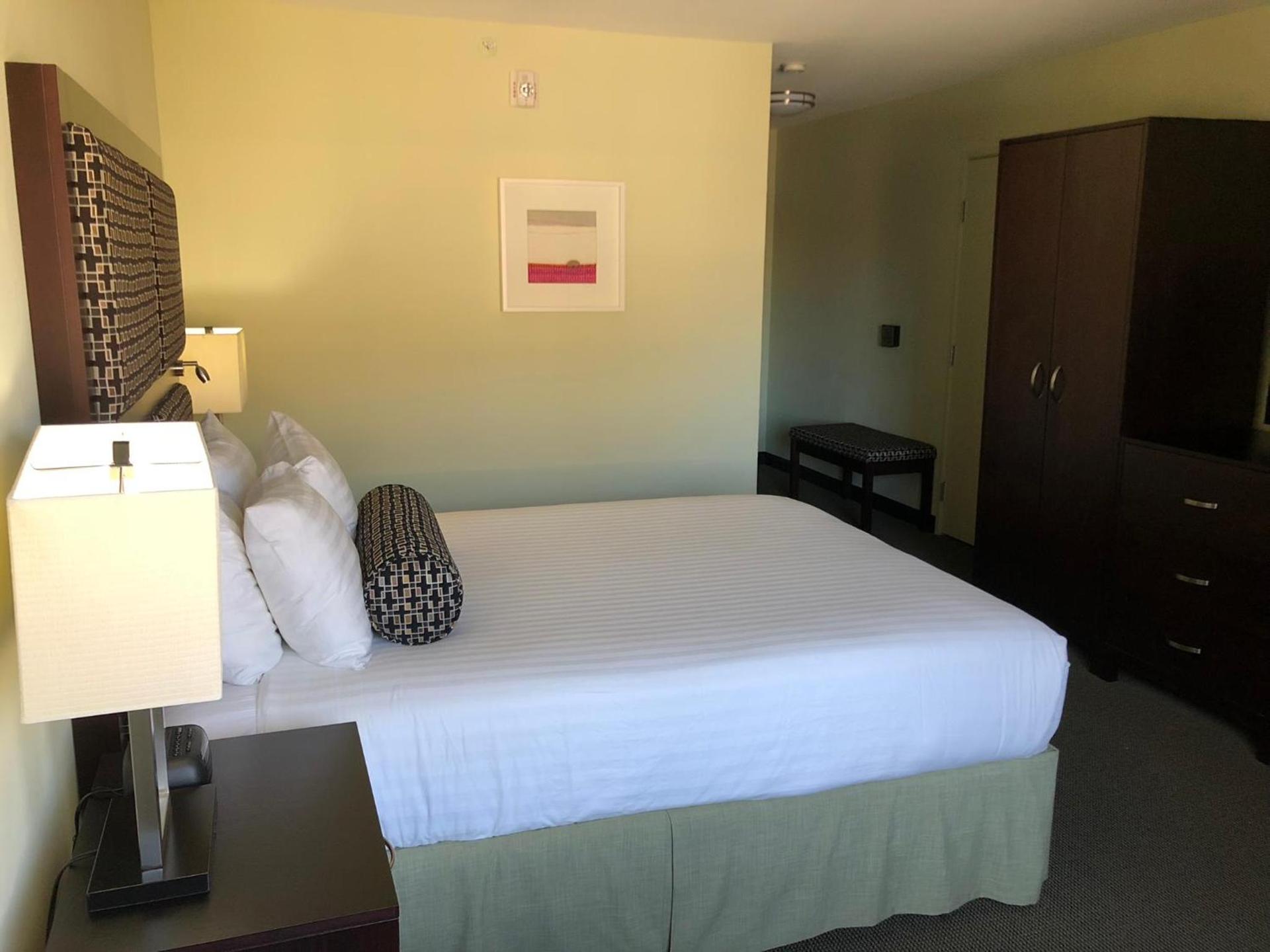 Maple Tree Inn photo 59