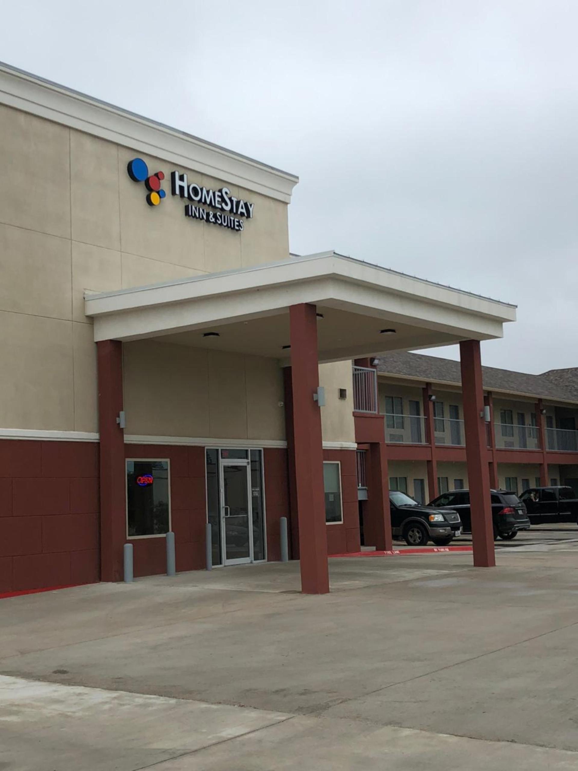 HomeStay Inn & Suites Edinburg photo 5