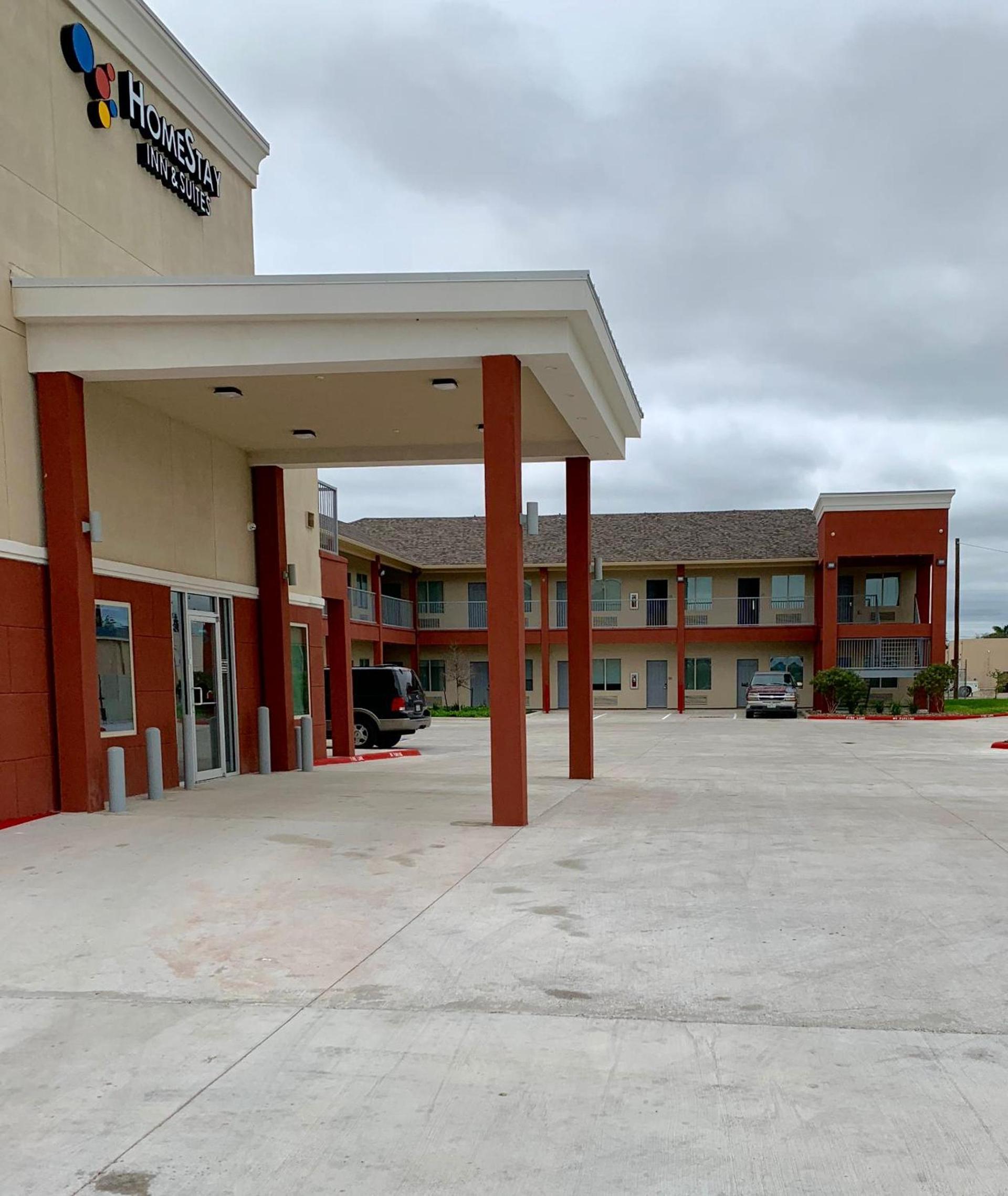 HomeStay Inn & Suites Edinburg photo 9