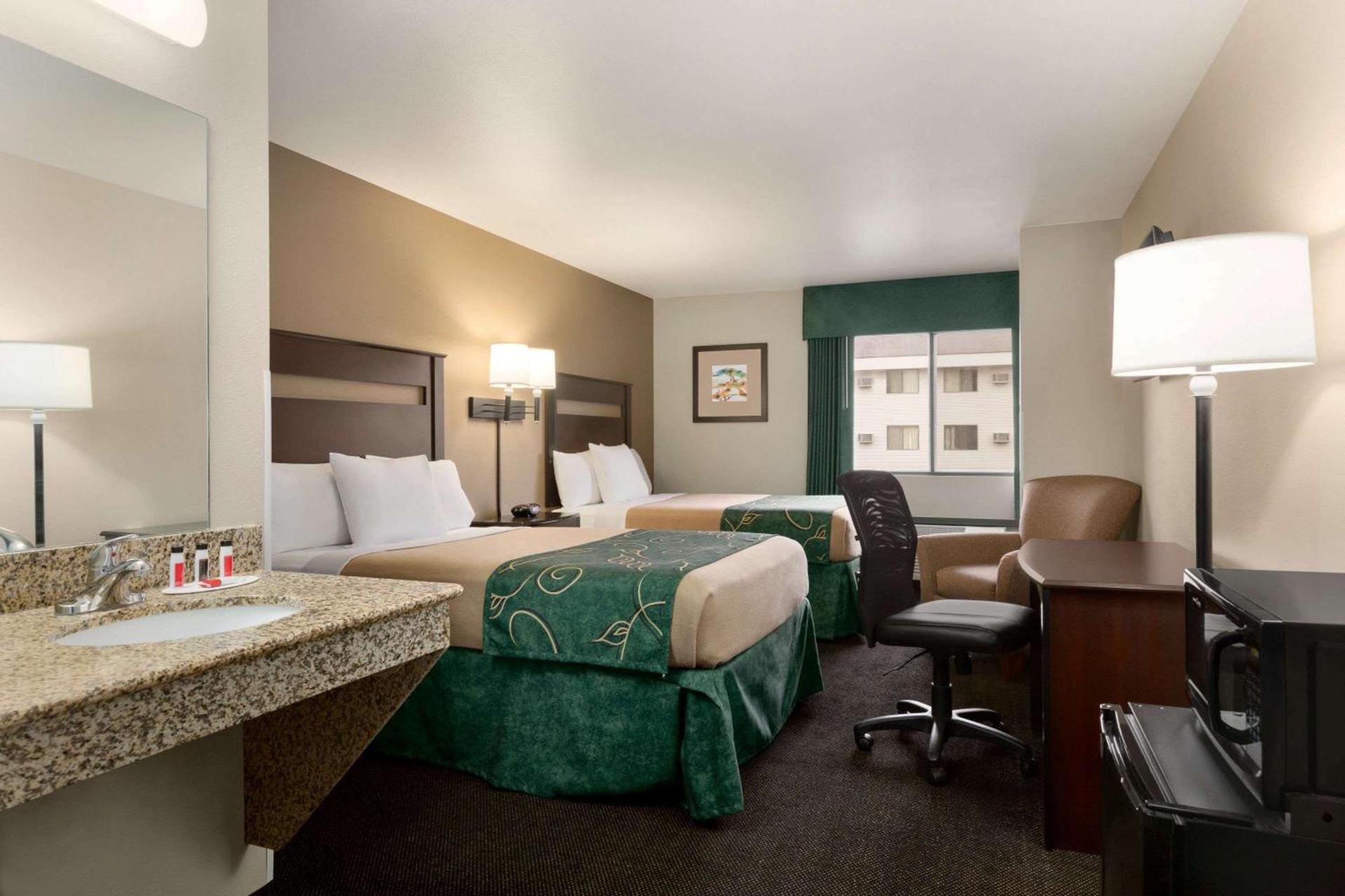 Baymont by Wyndham Glendive photo 4