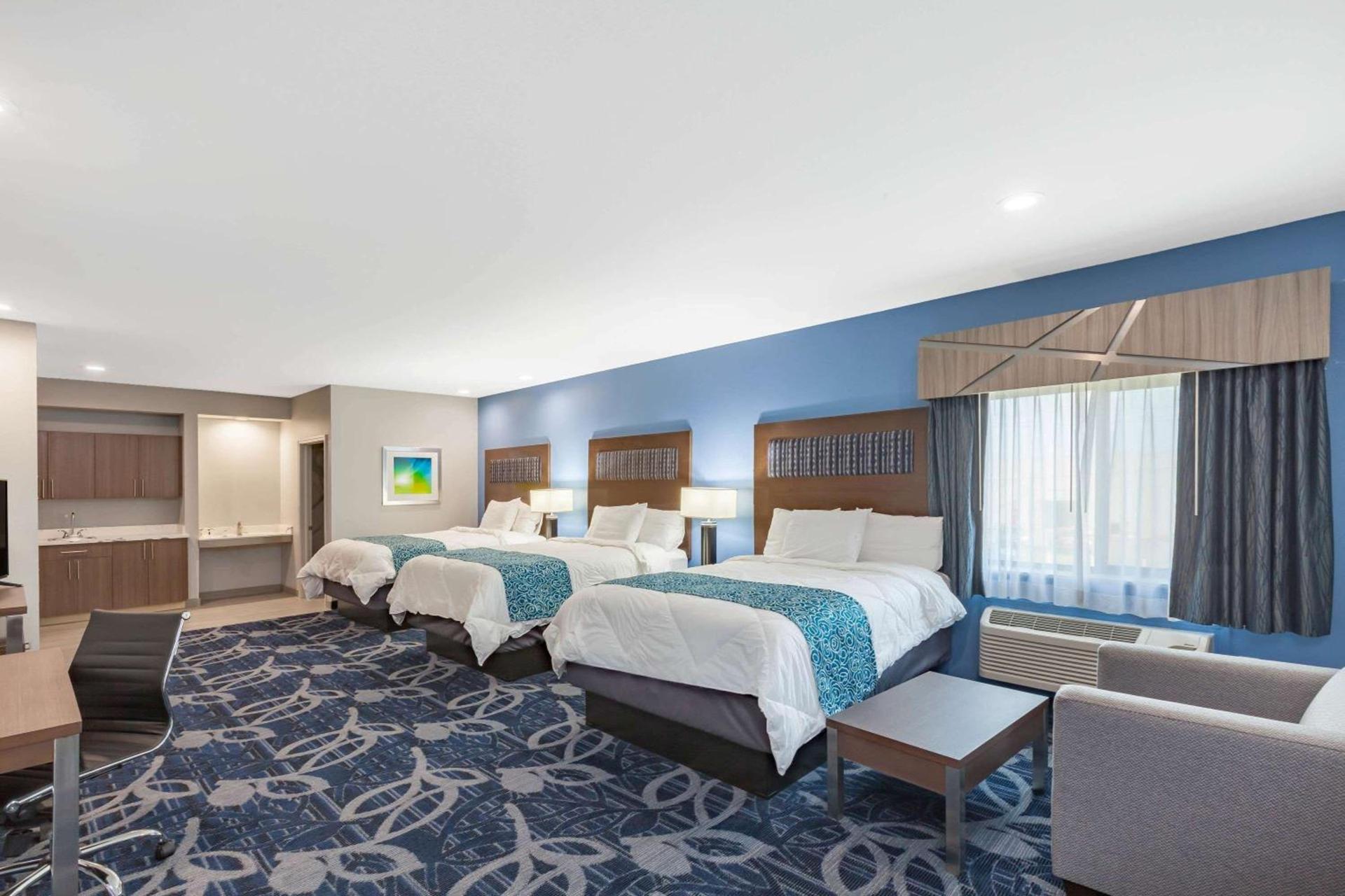 Baymont by Wyndham Houston Hobby Airport photo 36