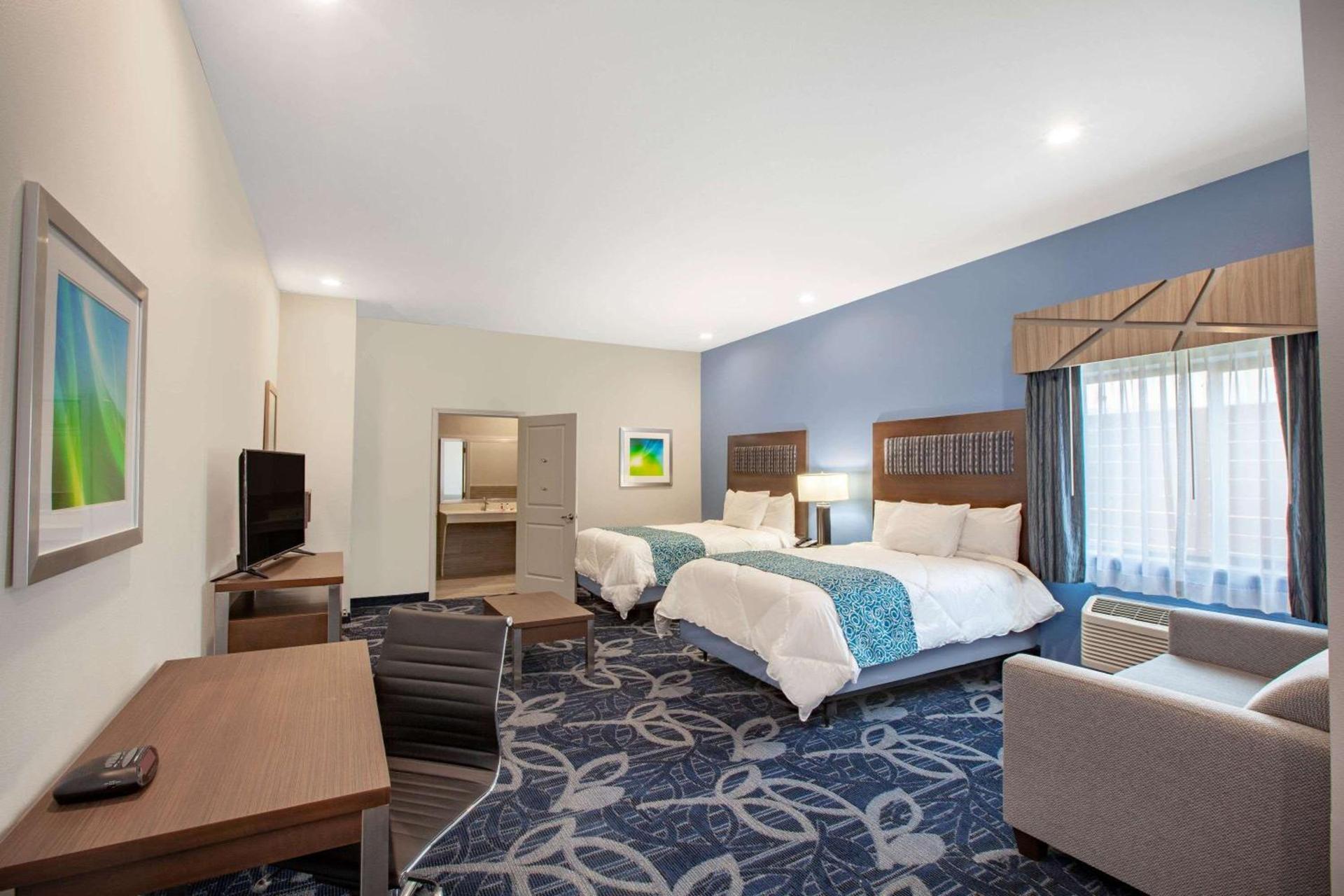 Baymont by Wyndham Houston Hobby Airport photo 29