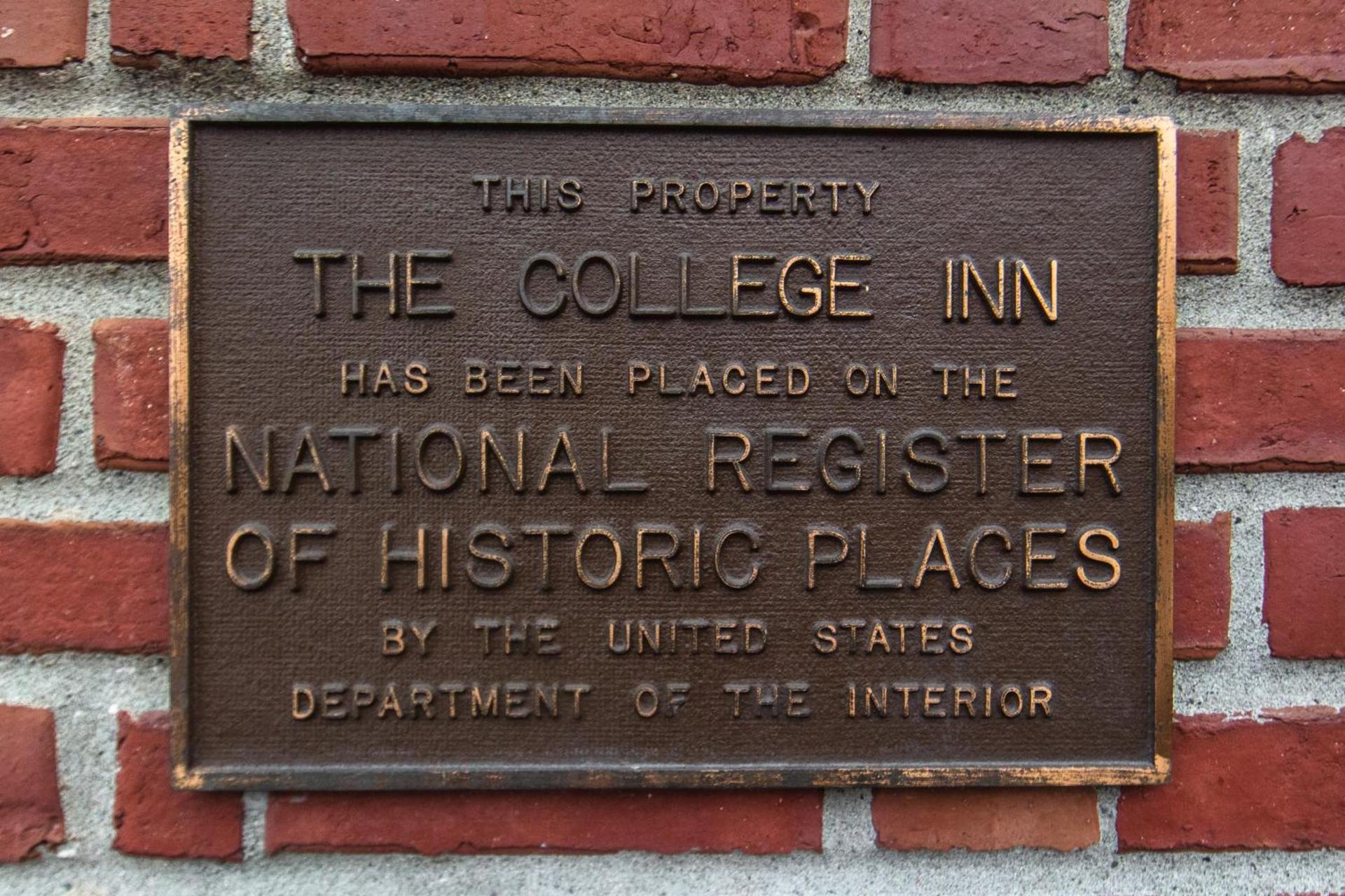 College Inn Hotel photo 18