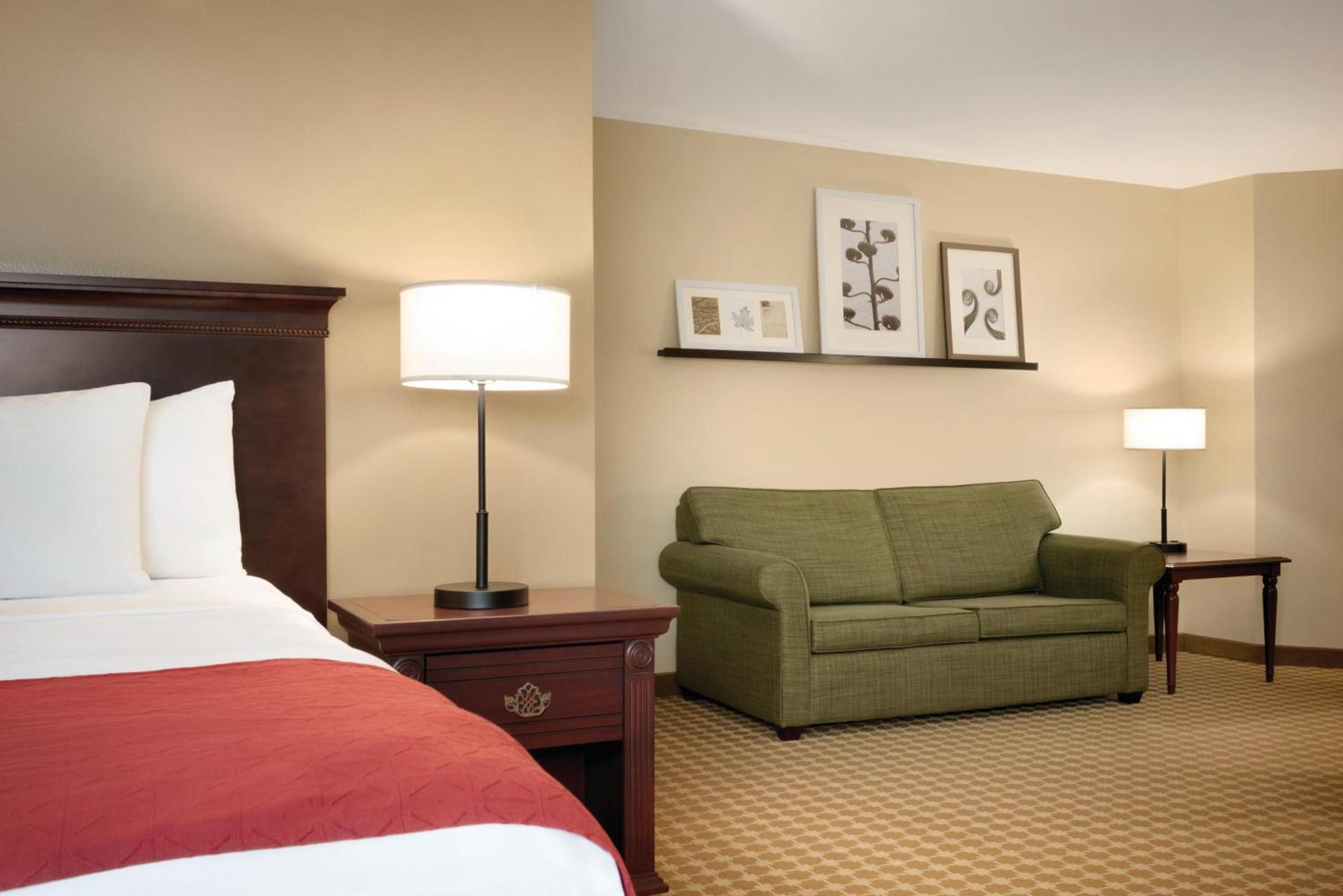 Country Inn & Suites by Radisson, Des Moines West, IA photo 30