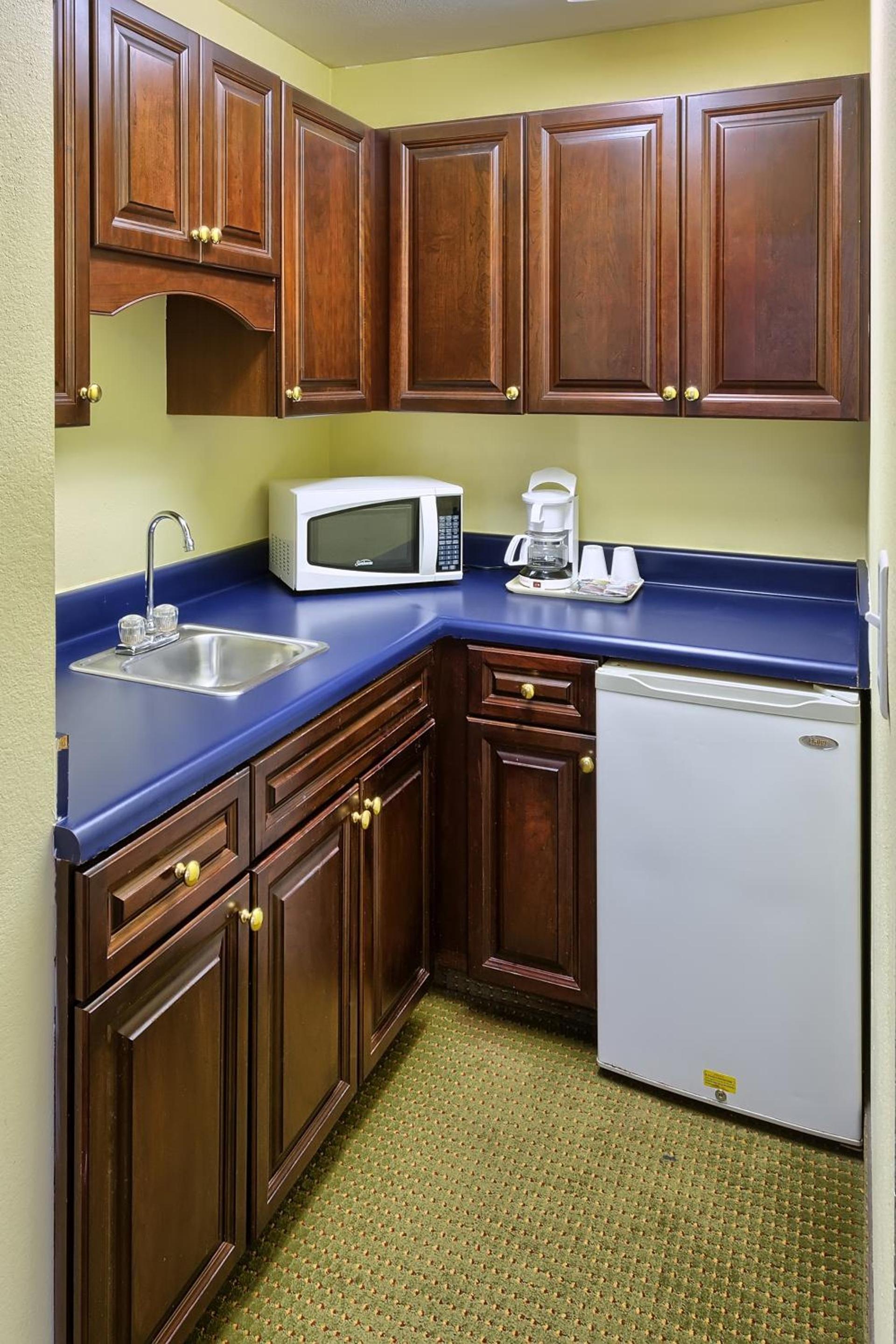 Country Hearth Inn of Knightdale photo 3