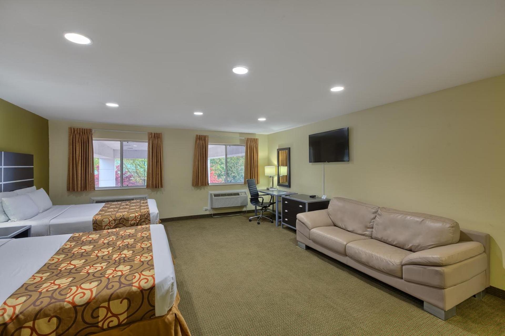 Country Hearth Inn of Knightdale photo 5