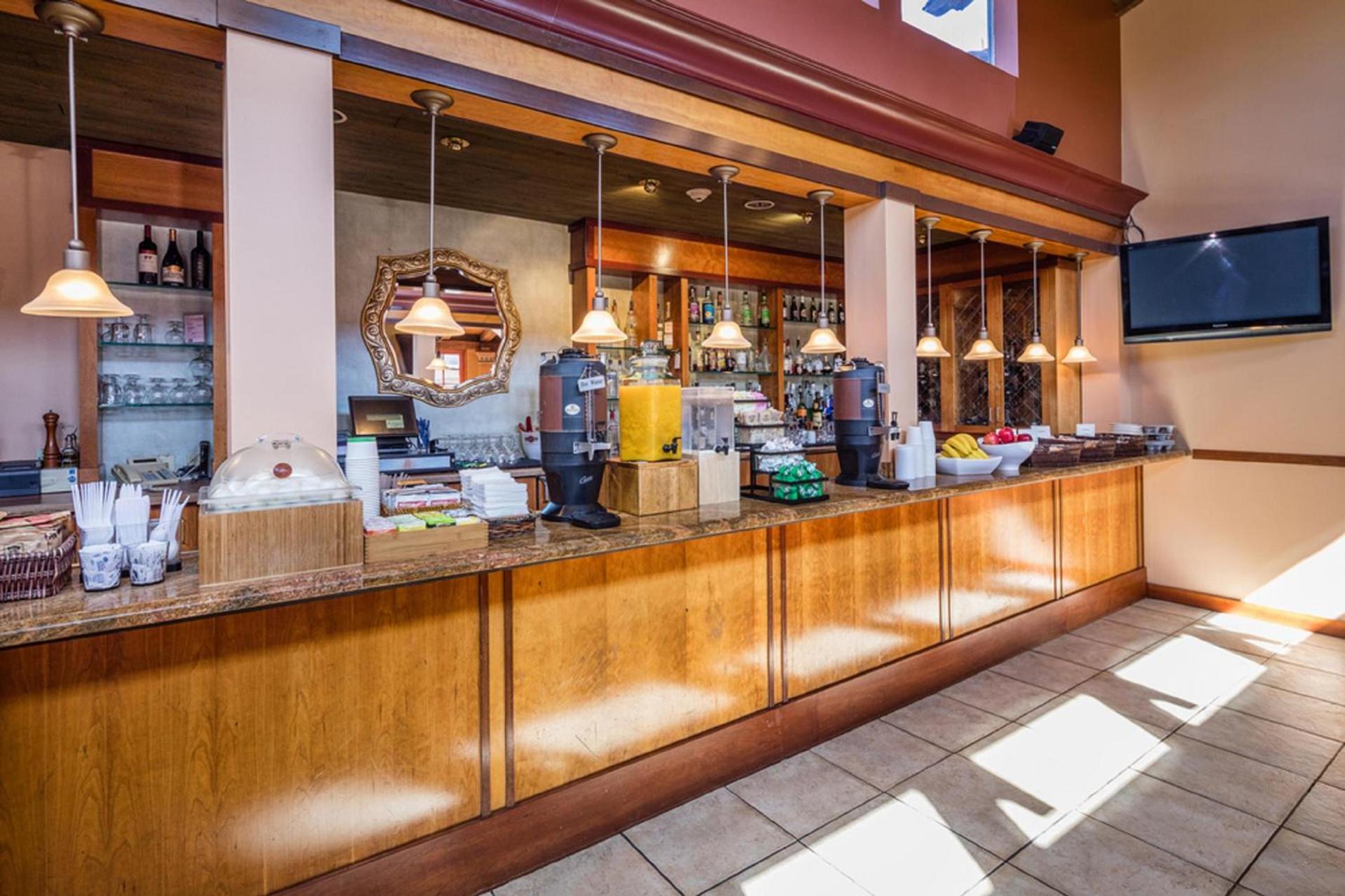 SFO El Rancho Inn SureStay Collection by Best Western photo 61