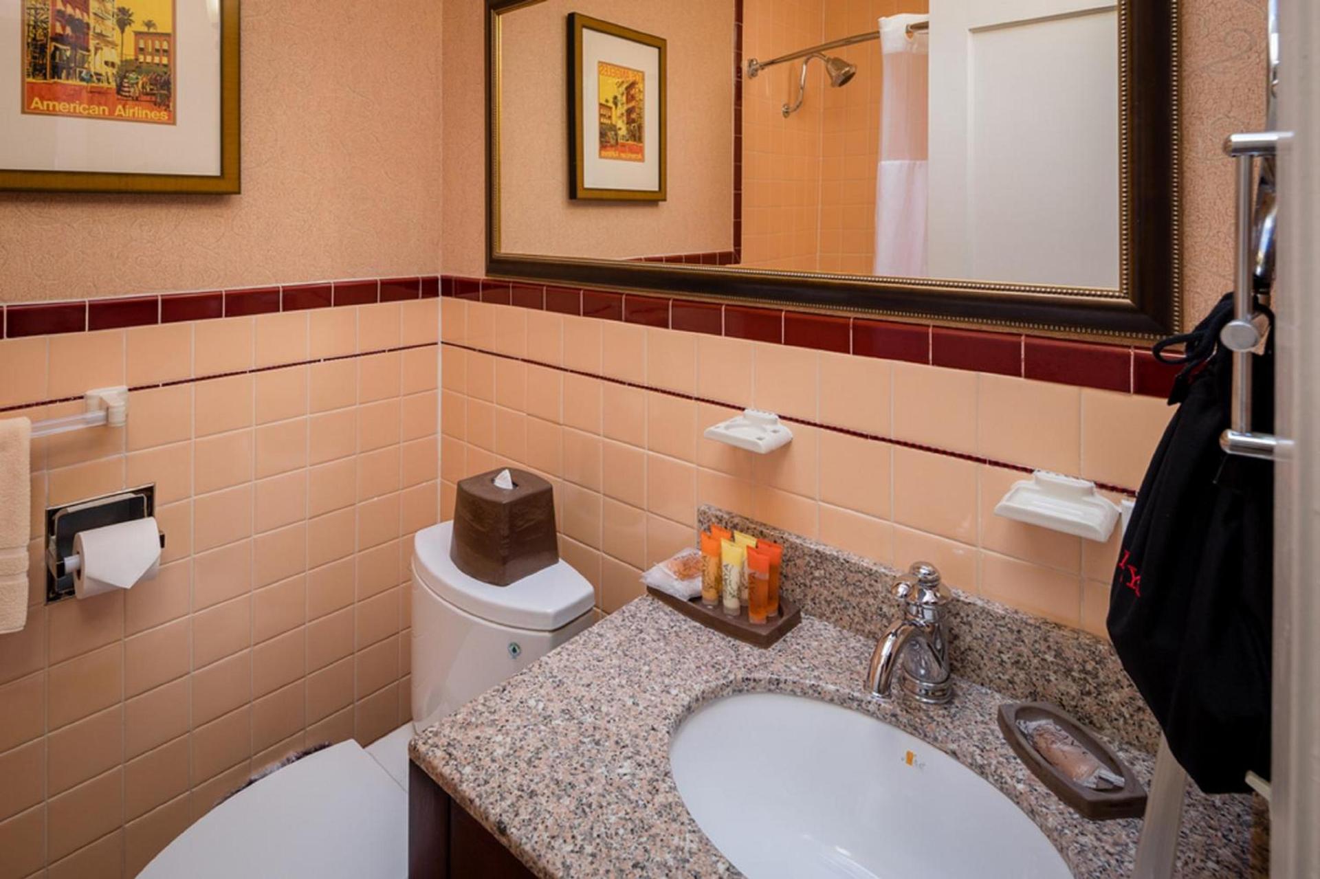 SFO El Rancho Inn SureStay Collection by Best Western photo 66
