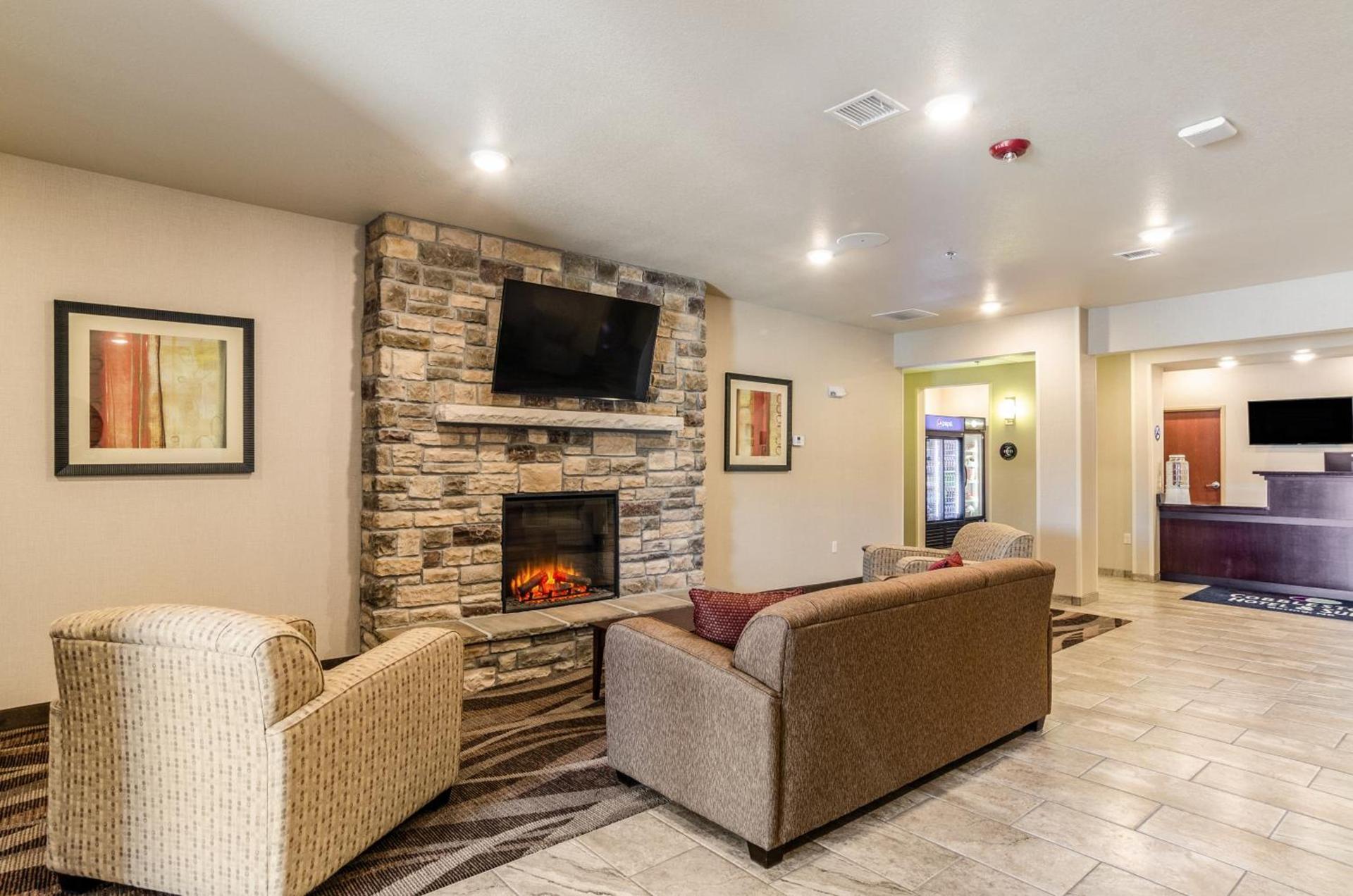 Cobblestone Hotel & Suites - Gering/Scottsbluff photo 7