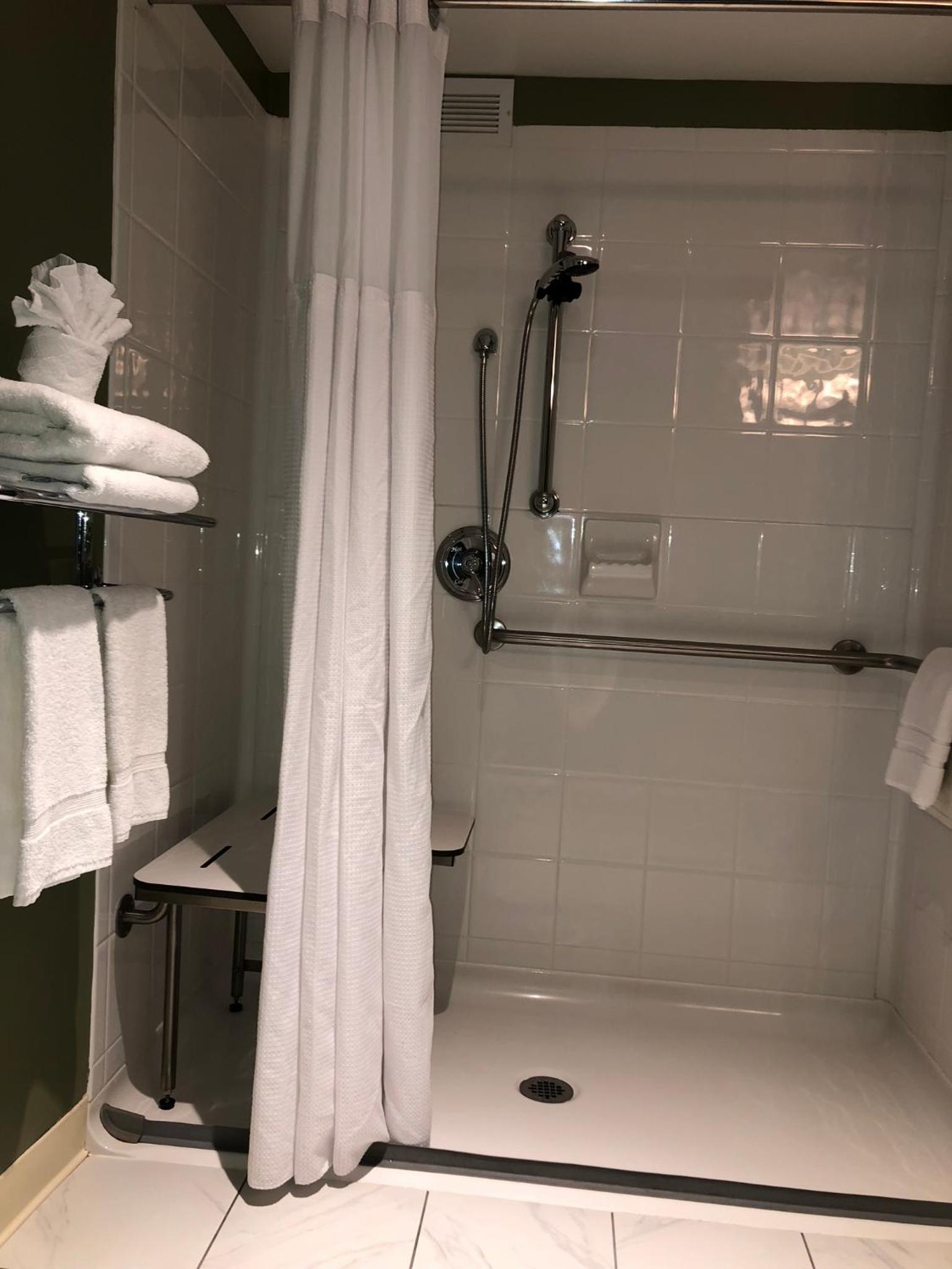 Maple Tree Inn photo 62