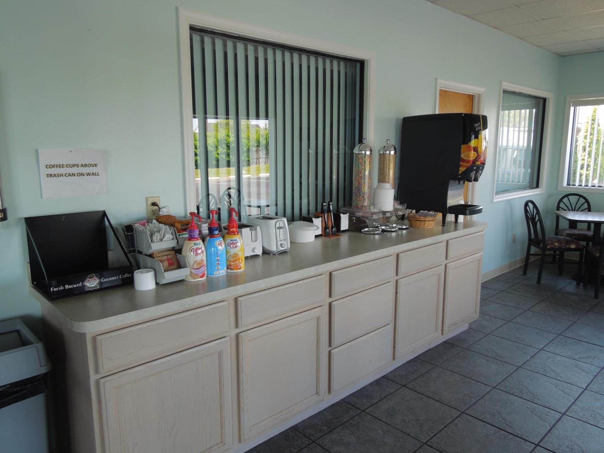 Atlantic Inn photo 8