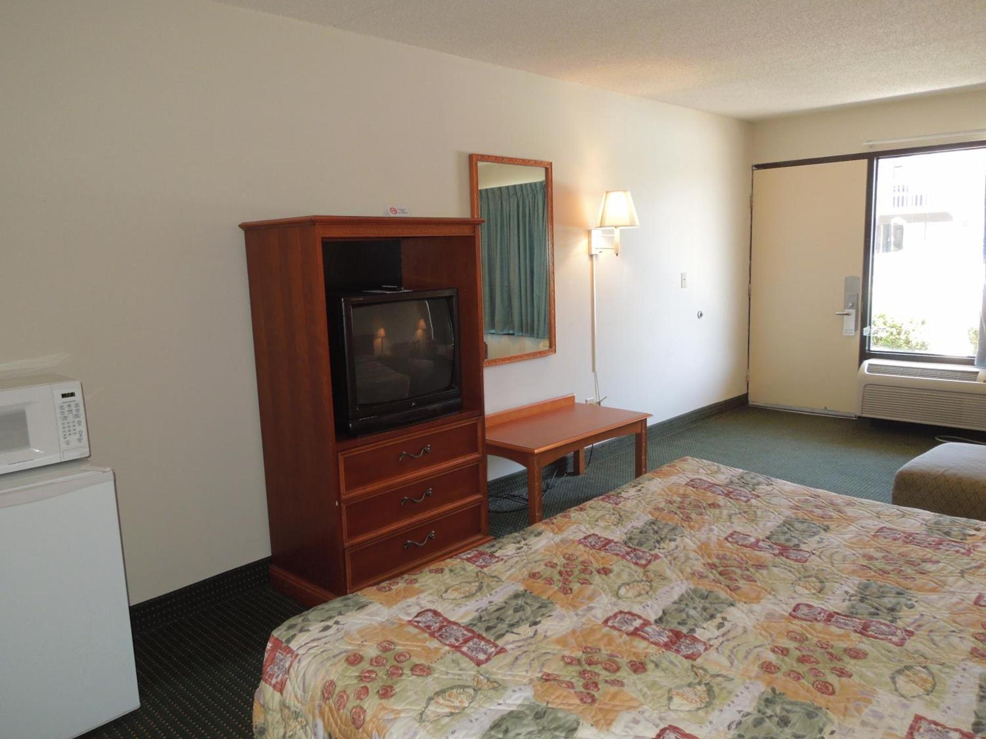 Atlantic Inn photo 13