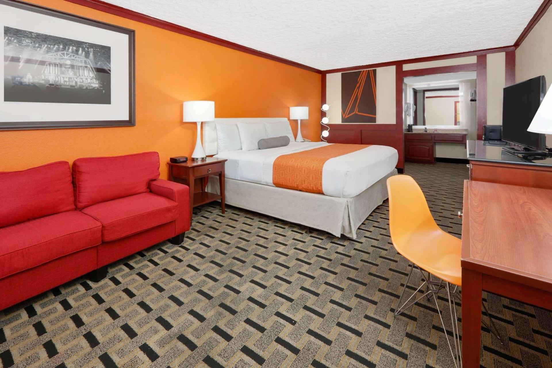 Howard Johnson by Wyndham San Marcos photo 16