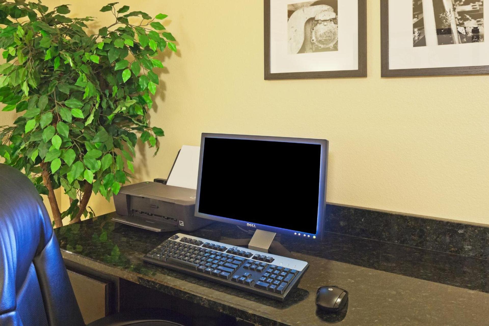 Country Inn & Suites by Radisson Kenosha - Pleasant Prairie photo 47