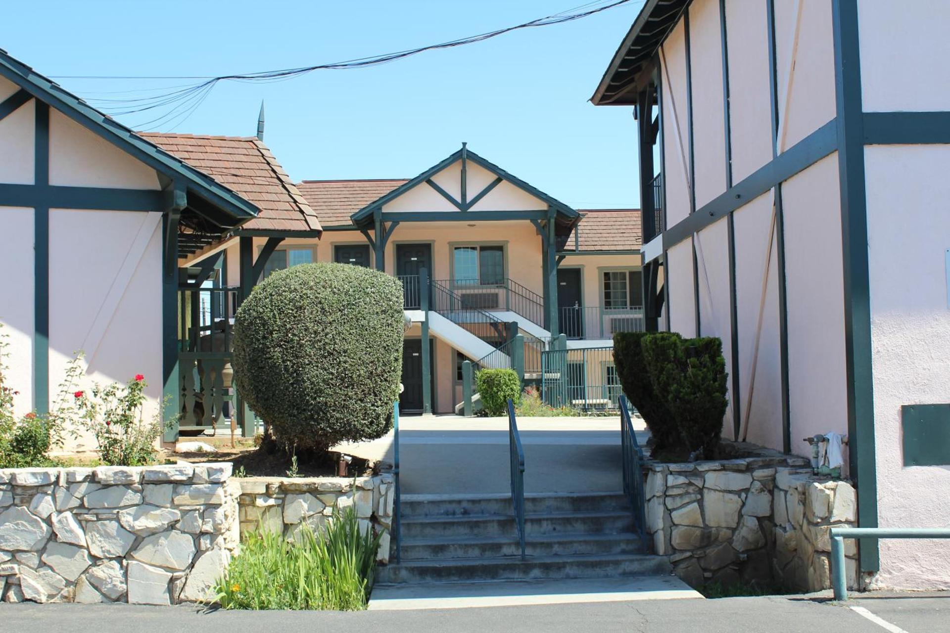 Best Whittier Inn photo 24