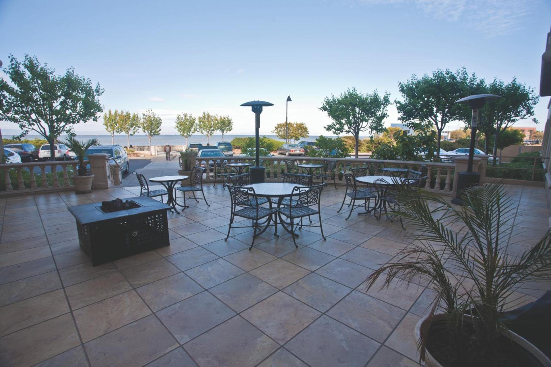 Bay Landing Hotel photo 12