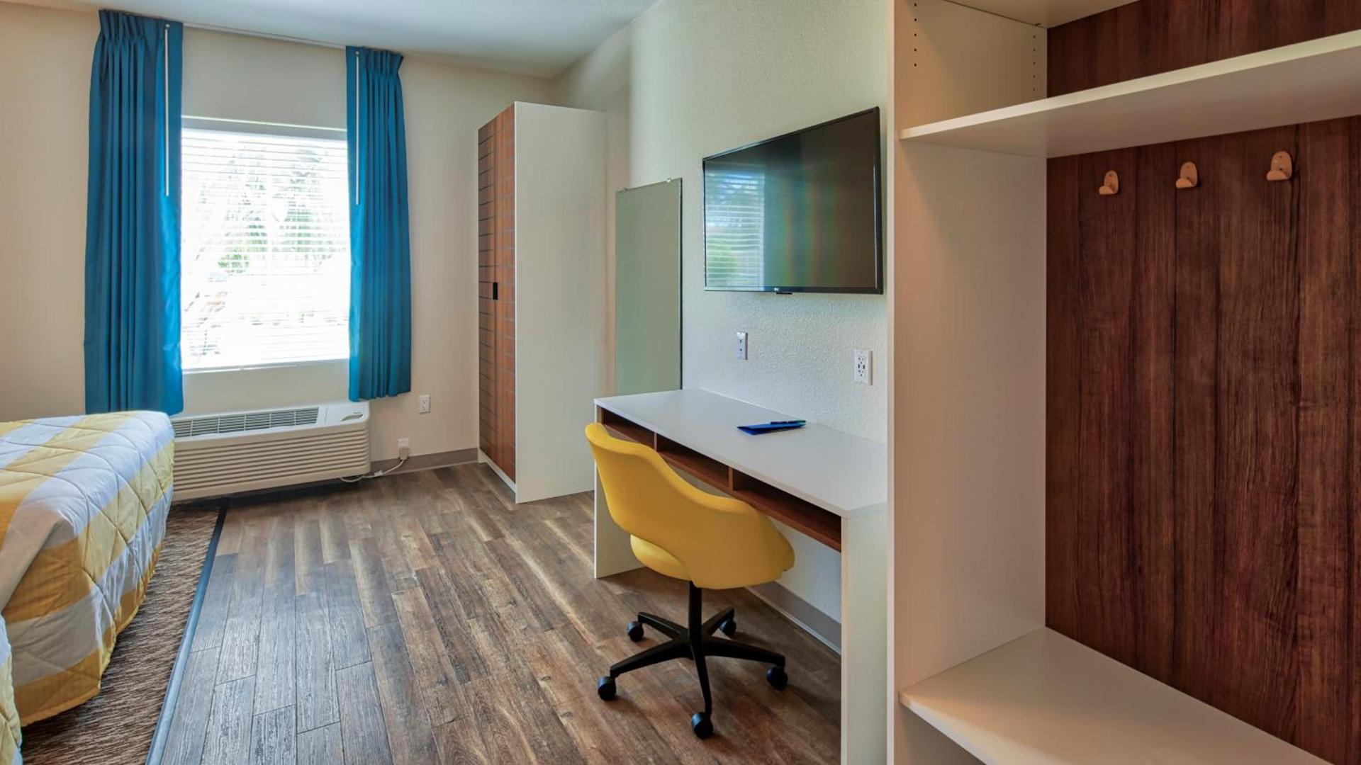 Uptown Suites Extended Stay Austin TX - Round Rock photo 24