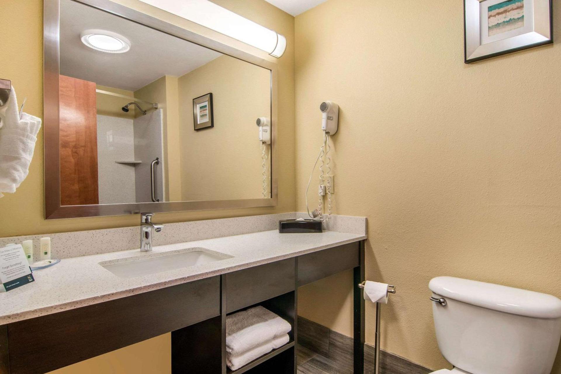 Quality Inn & Suites Albany Corvallis photo 12