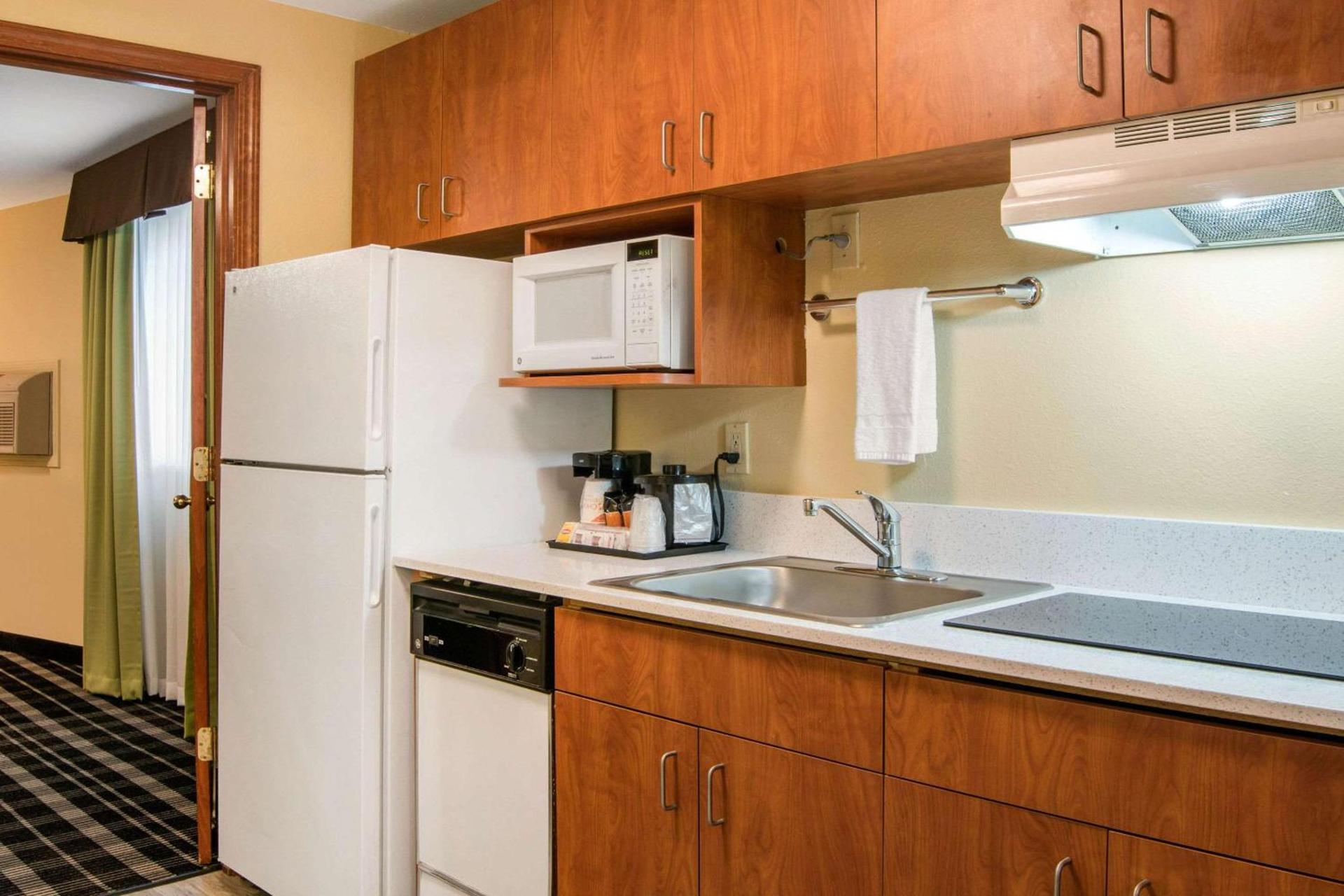 Quality Inn & Suites Albany Corvallis photo 15