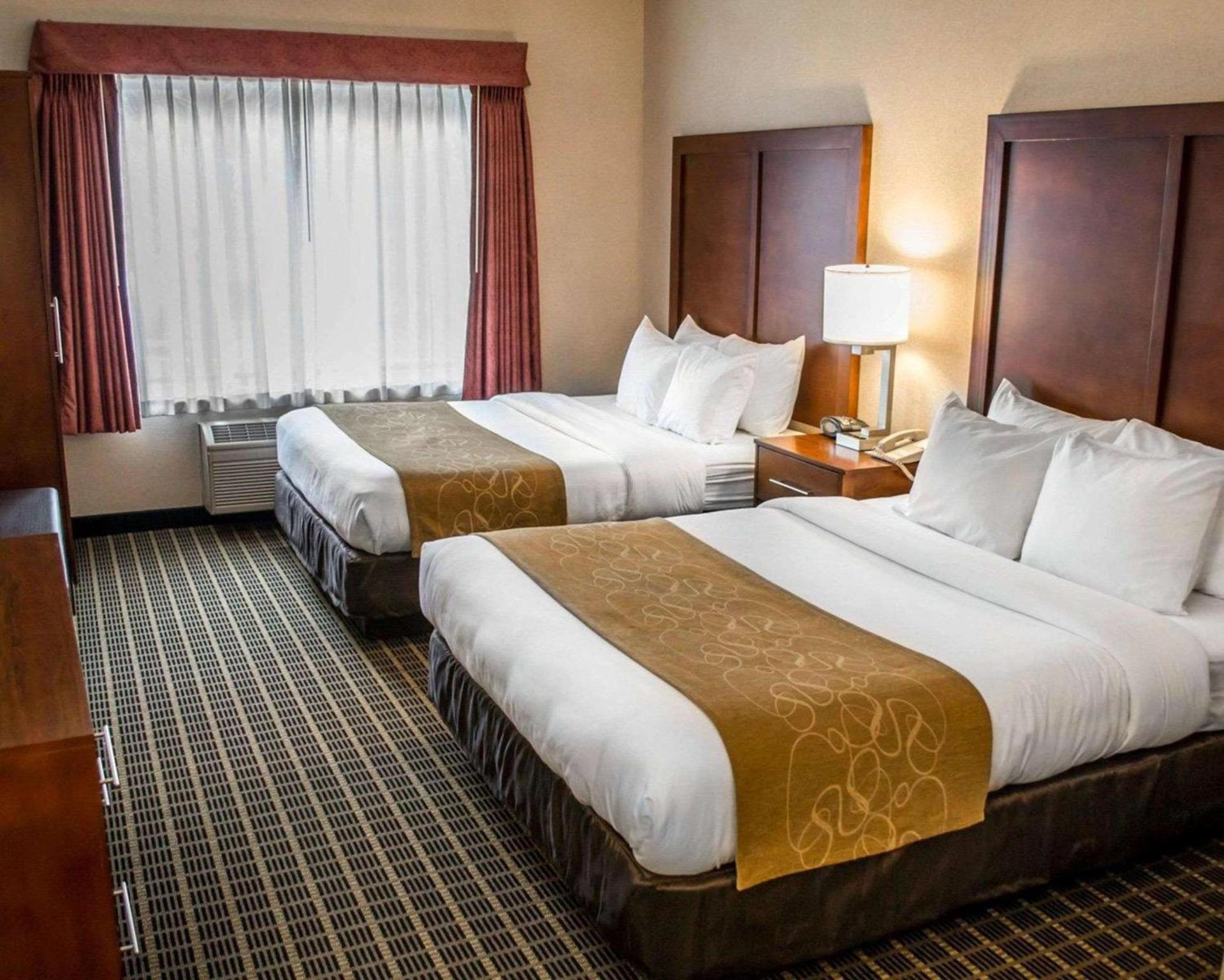 Comfort Suites Portland Southwest photo 23