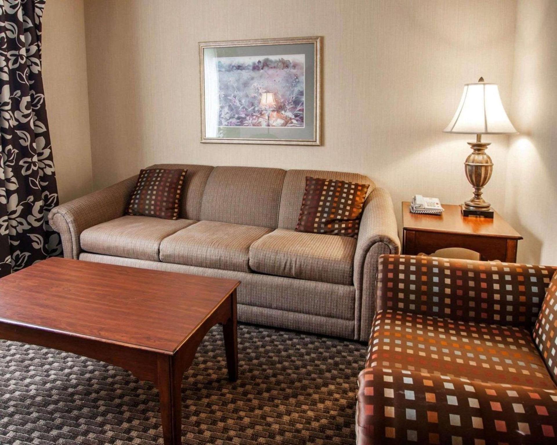 Comfort Suites Corvallis photo 12