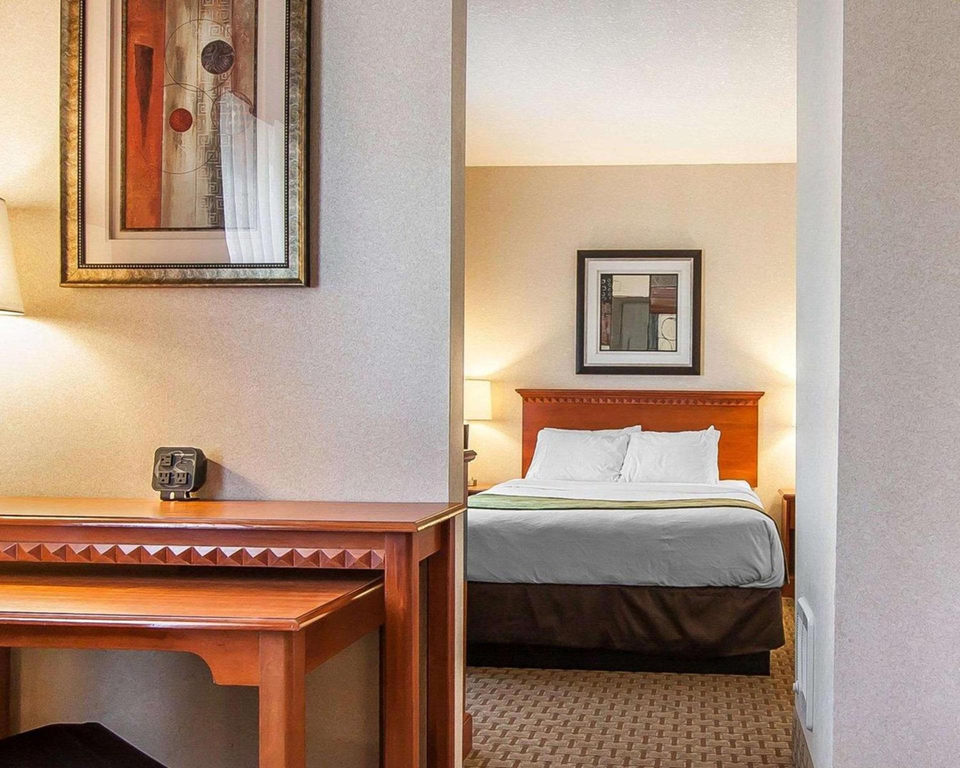 Comfort Suites Redmond Airport photo 31