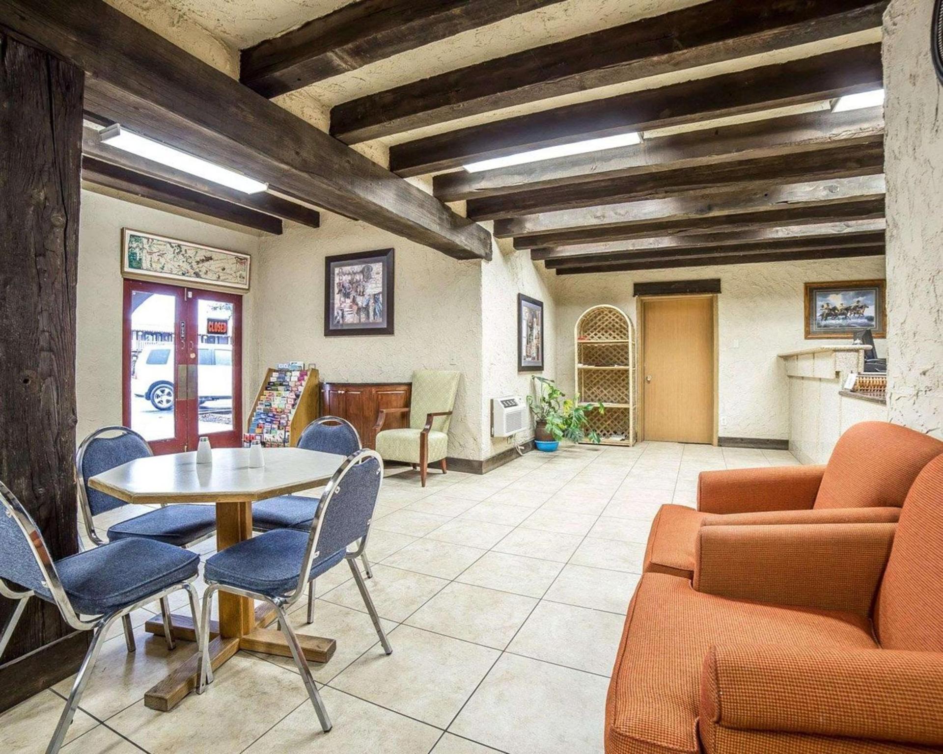 Rodeway Inn Baker City photo 4