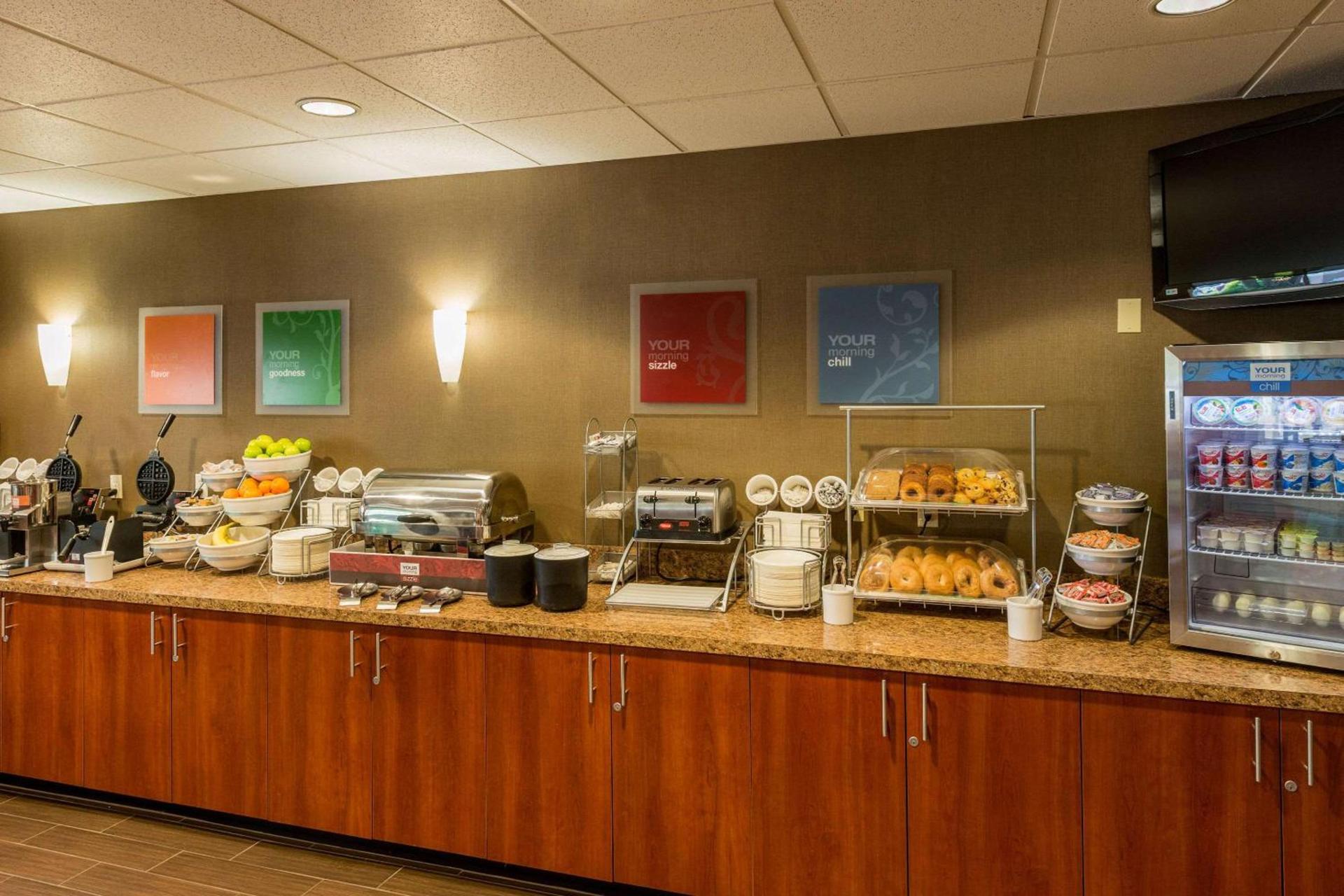 Comfort Suites Springfield-Eugene photo 15