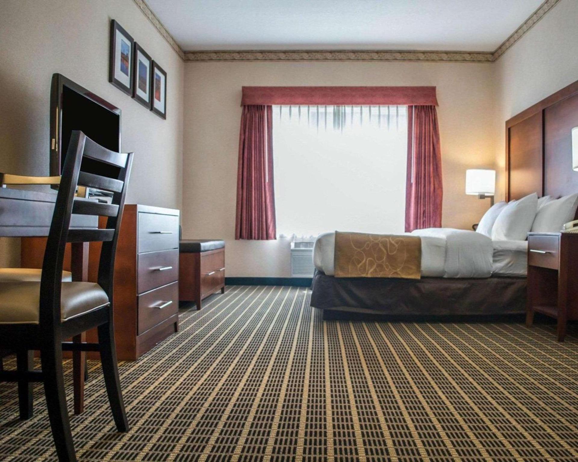 Comfort Suites Portland Southwest photo 28
