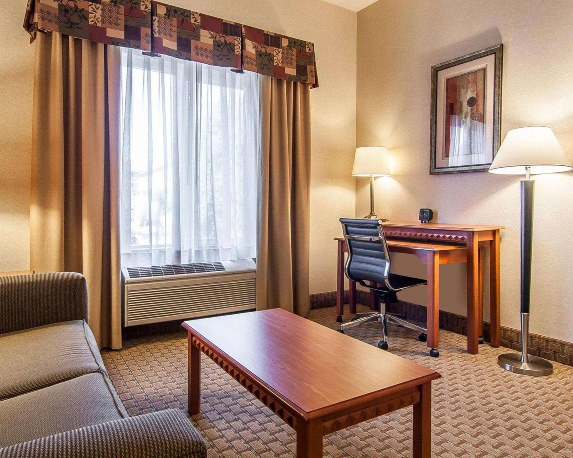 Comfort Suites Redmond Airport photo 18