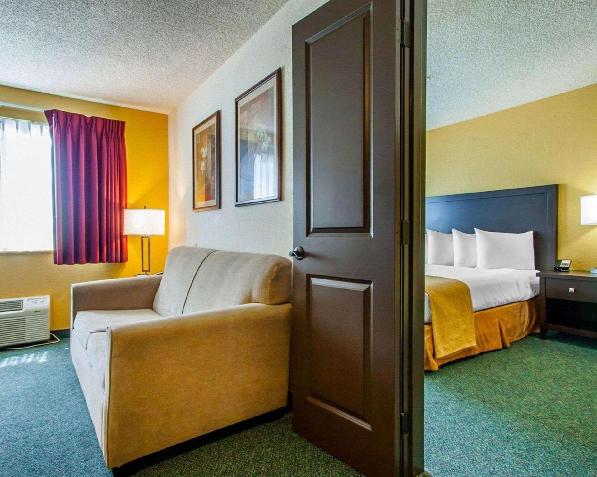 Quality Inn & Suites Springfield - Eugene North photo 3