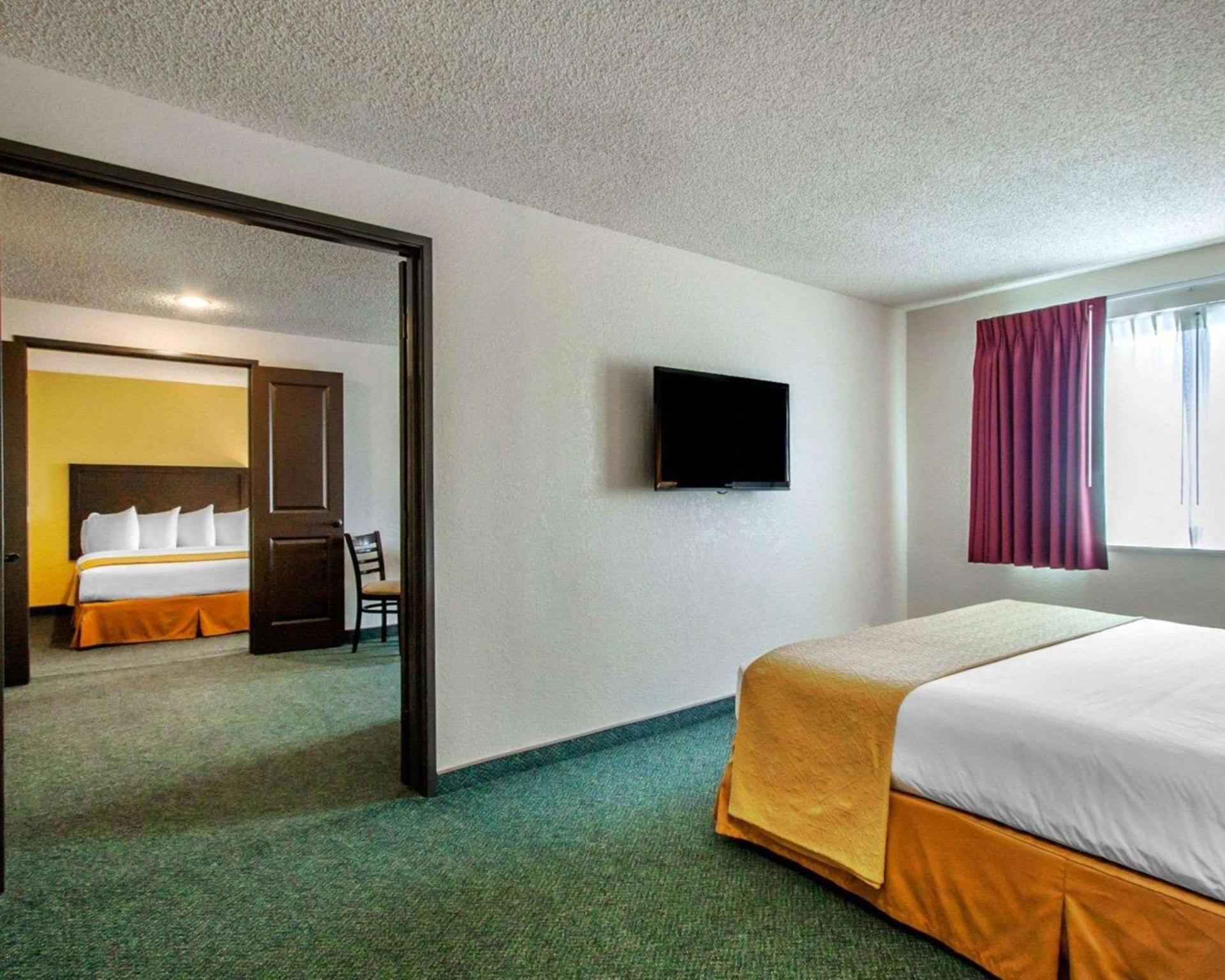Quality Inn & Suites Springfield - Eugene North photo 10
