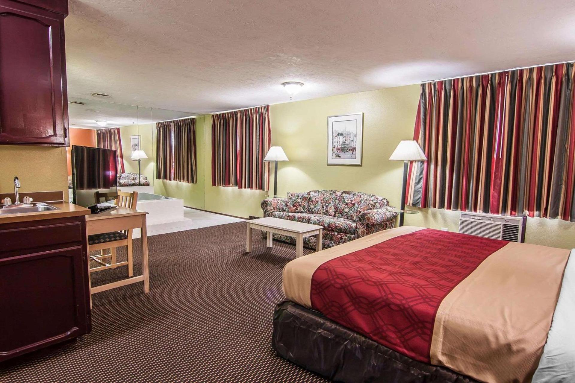 Rodeway Inn Willamette River photo 9