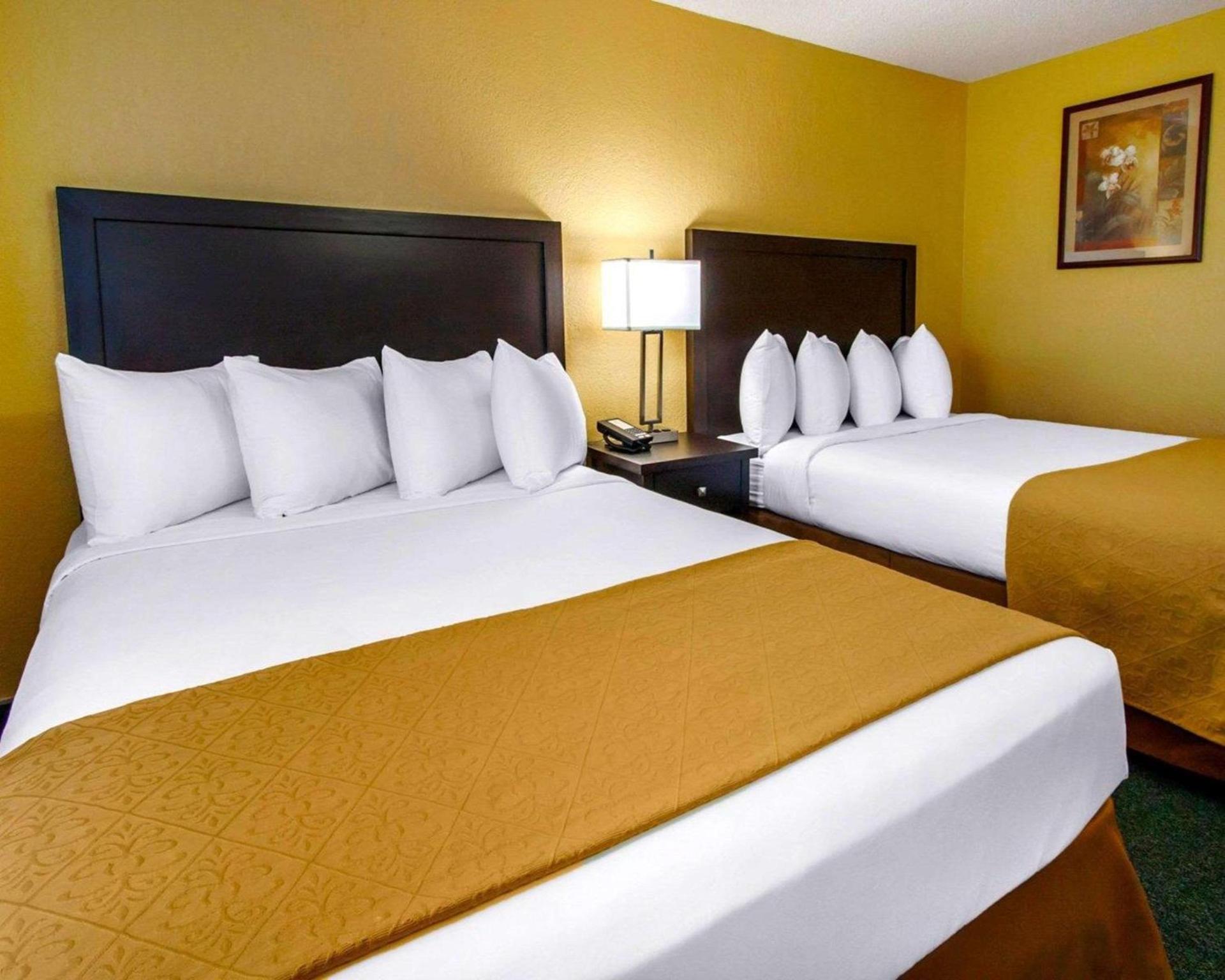 Quality Inn & Suites Springfield - Eugene North photo 16