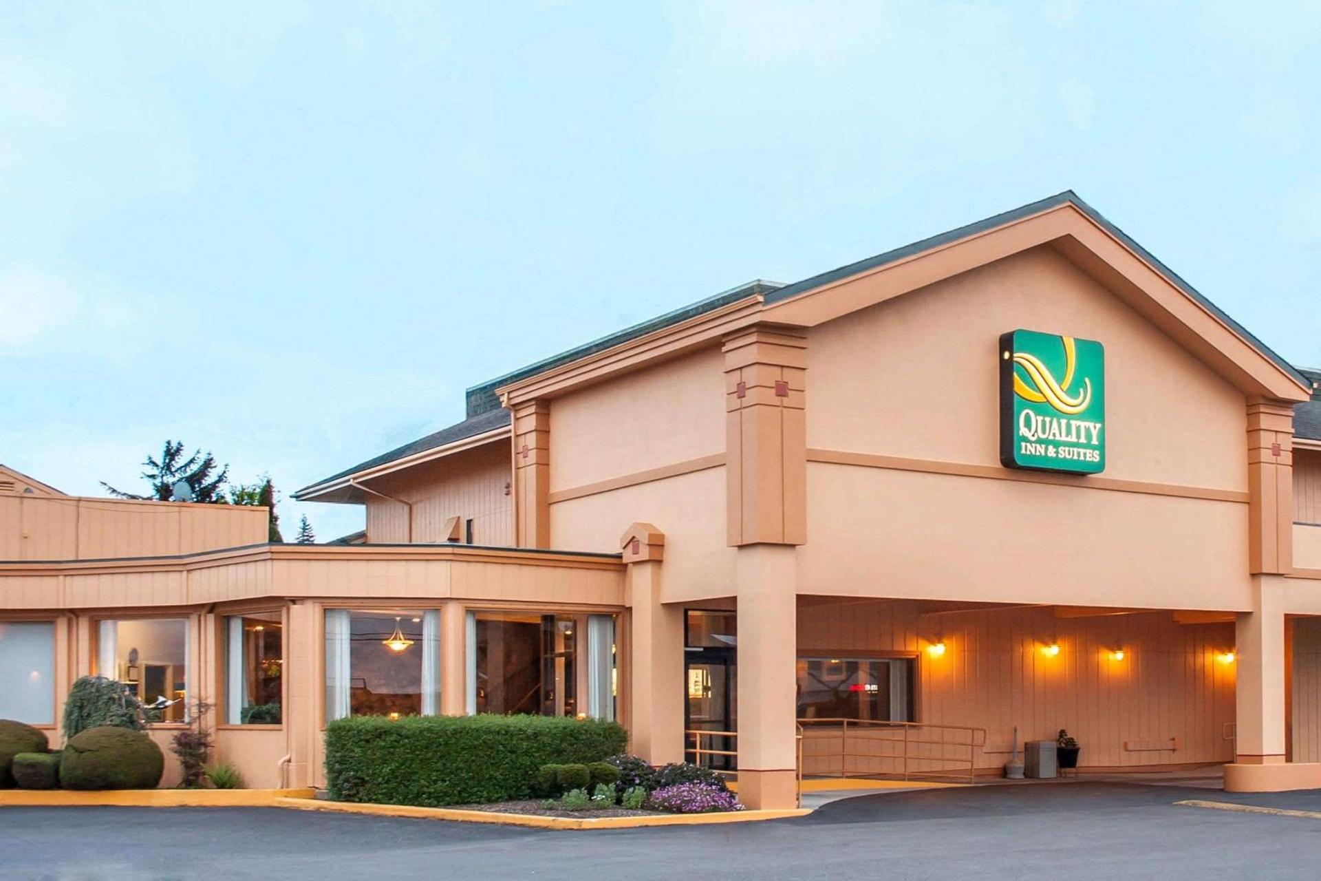 Quality Inn & Suites at Coos Bay photo 4
