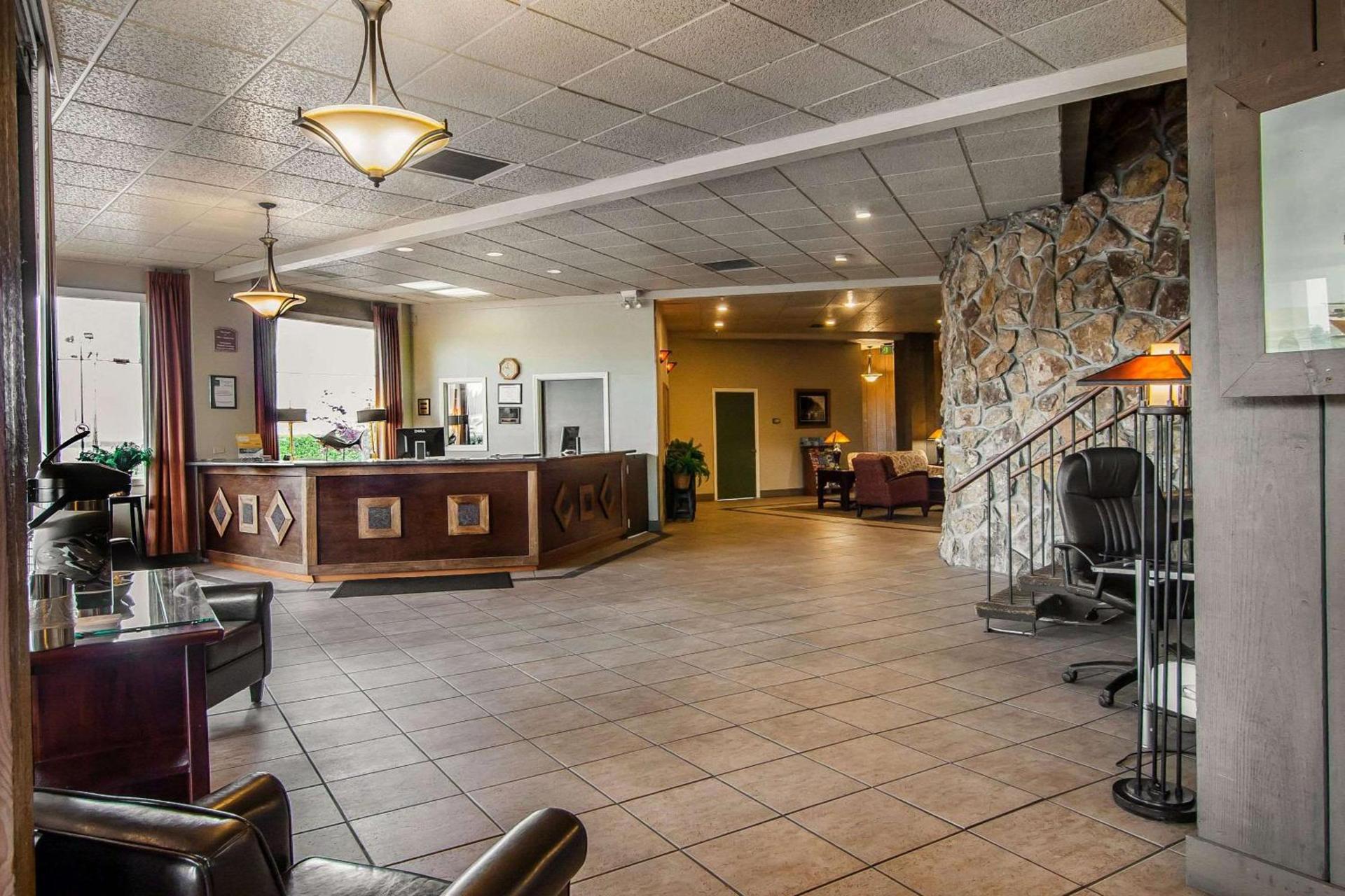 Quality Inn & Suites at Coos Bay photo 10