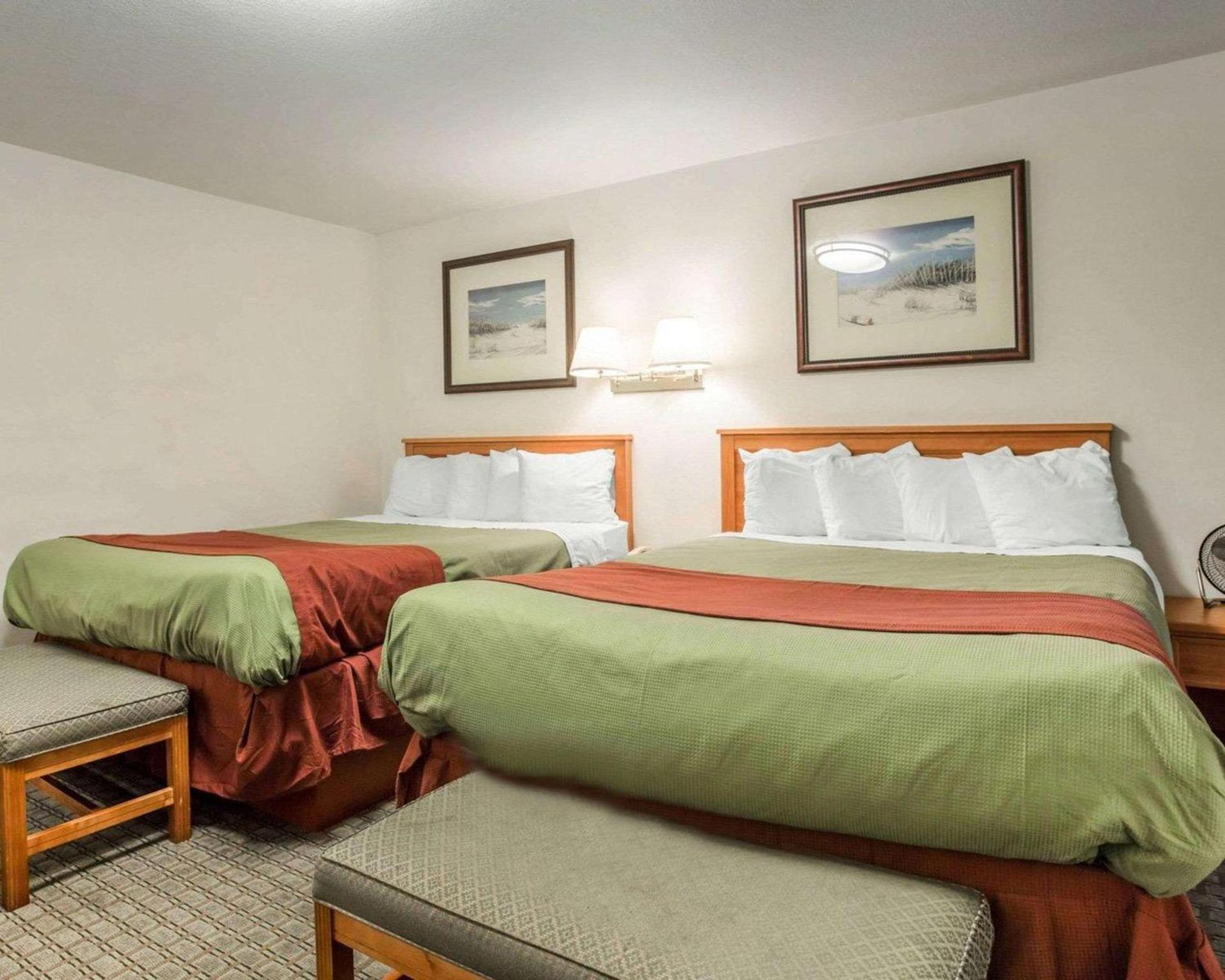 Rodeway Inn Newport photo 23