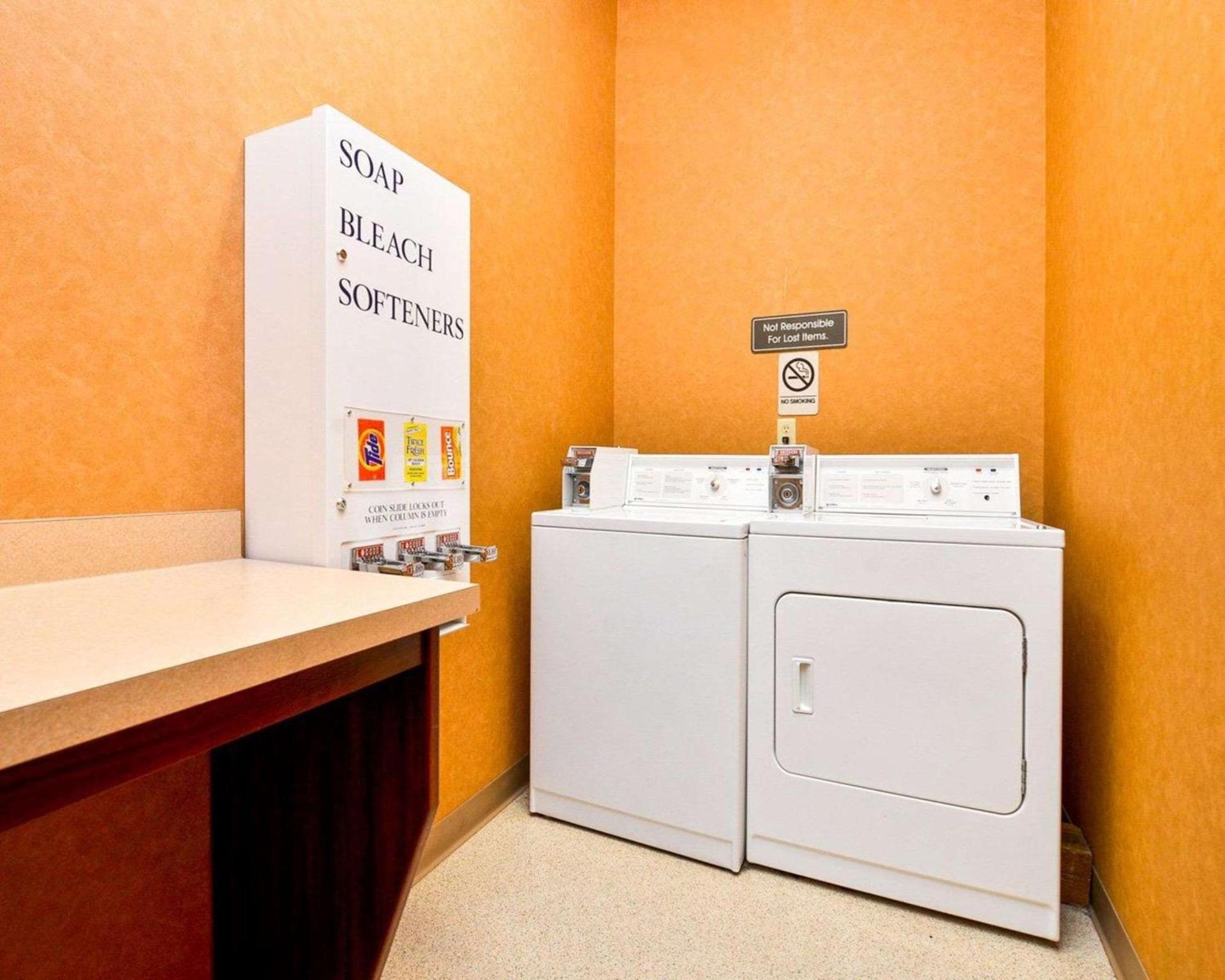Comfort Suites Redmond Airport photo 34
