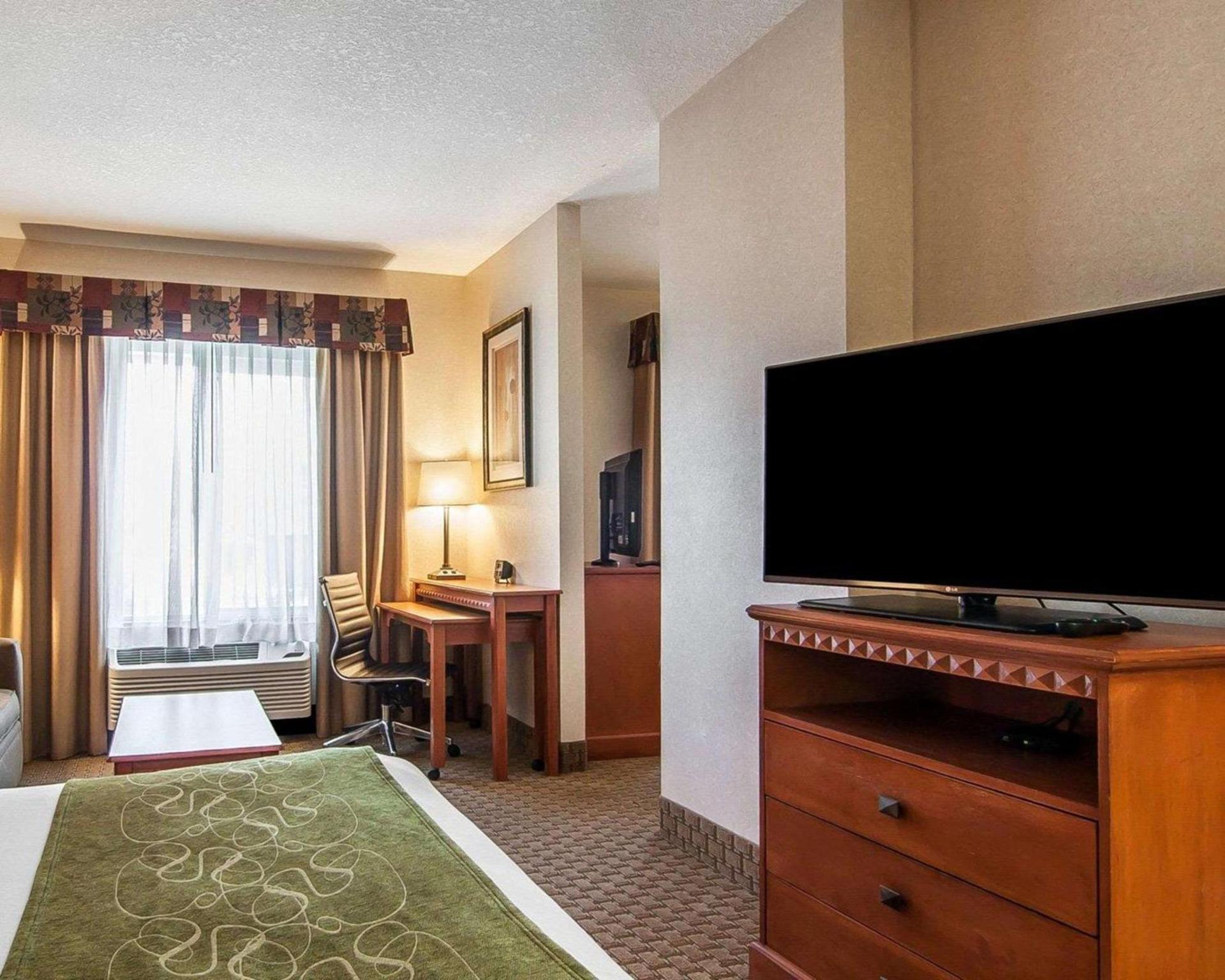 Comfort Suites Redmond Airport photo 19