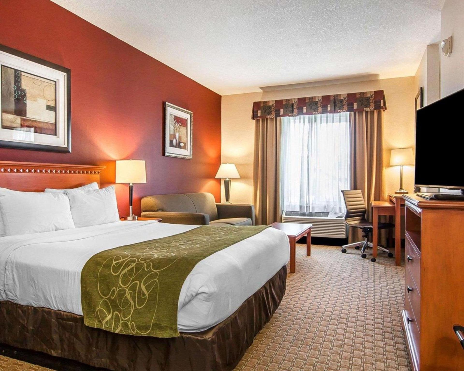 Comfort Suites Redmond Airport photo 9