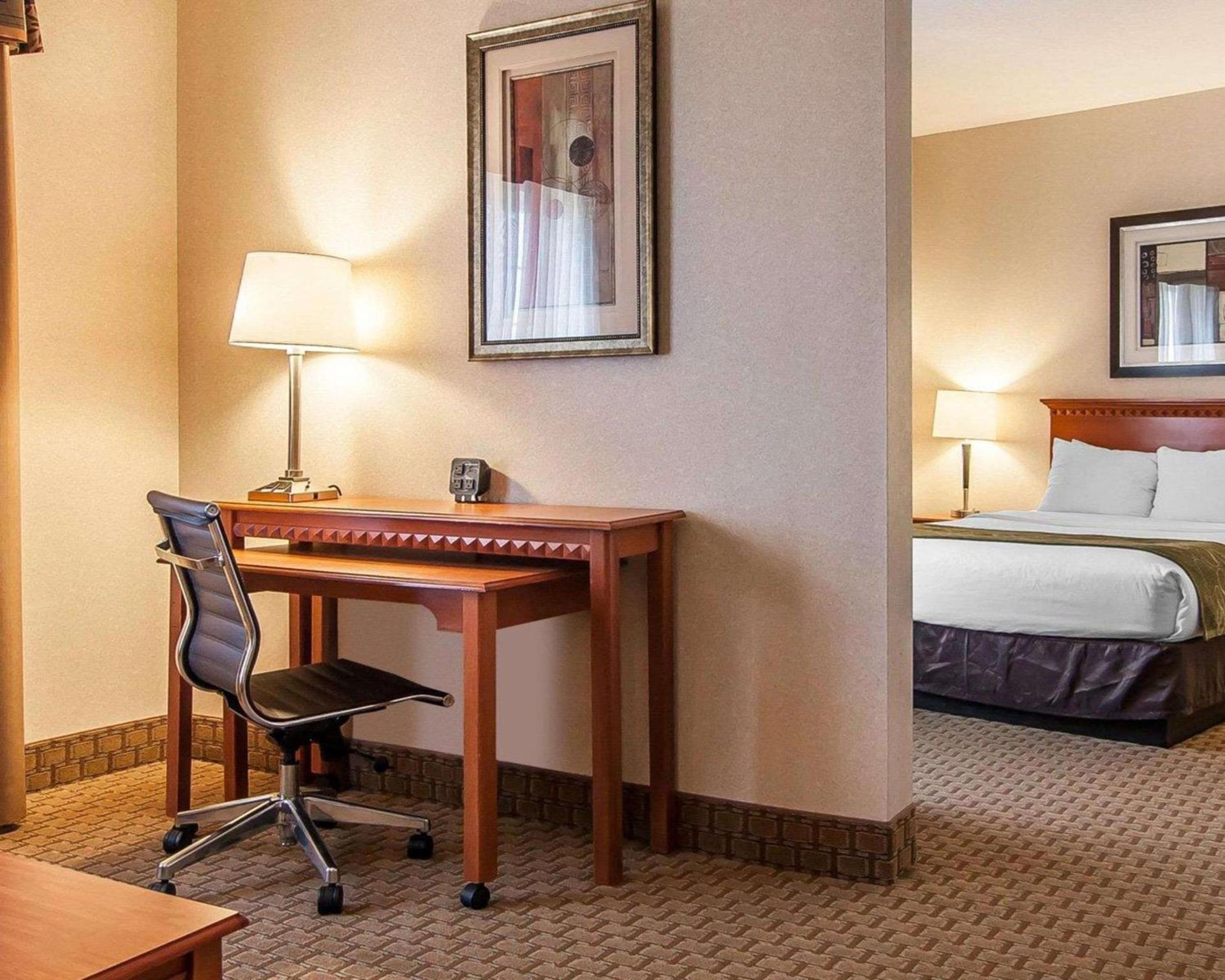 Comfort Suites Redmond Airport photo 21