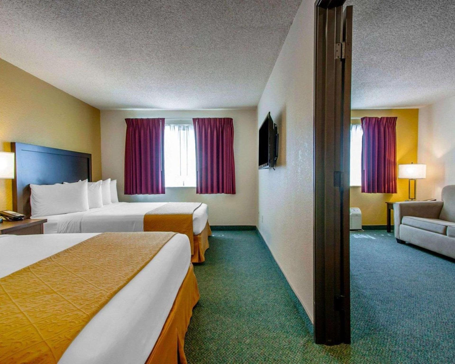Quality Inn & Suites Springfield - Eugene North photo 28