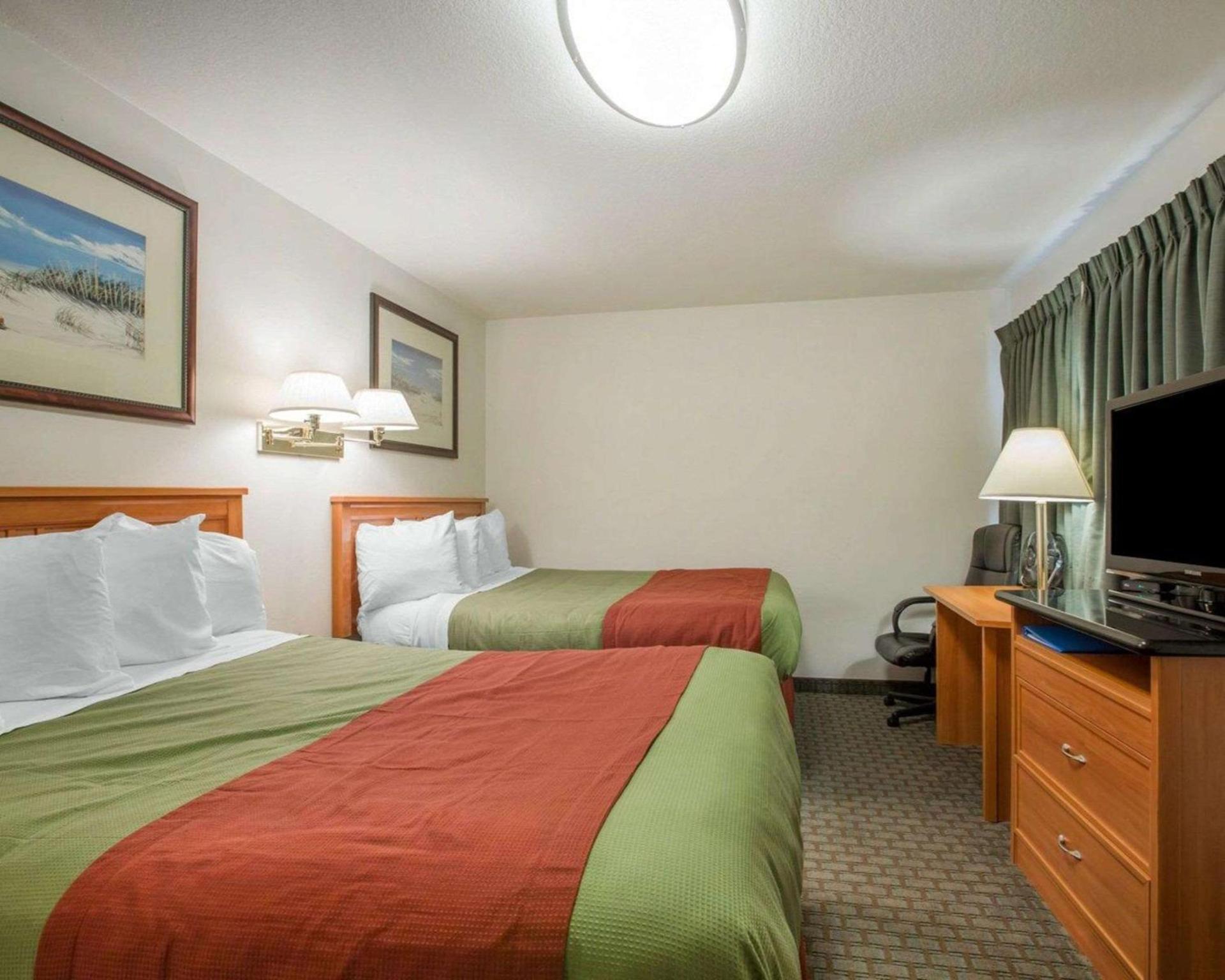 Rodeway Inn Newport photo 5
