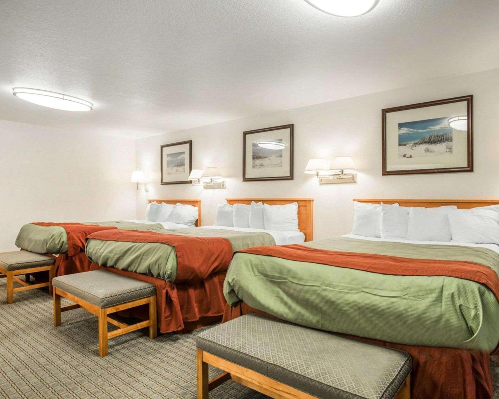 Rodeway Inn Newport photo 13