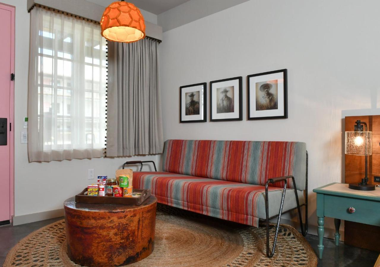 Texican Court, by Valencia Hotel Collection photo 8