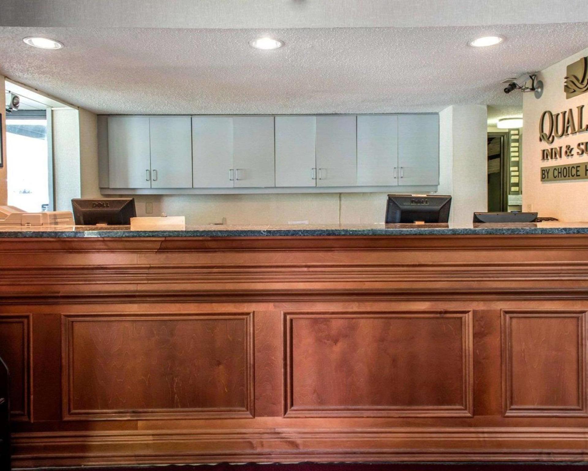 Quality Inn & Suites Gibsonia - Pittsburgh North photo 9